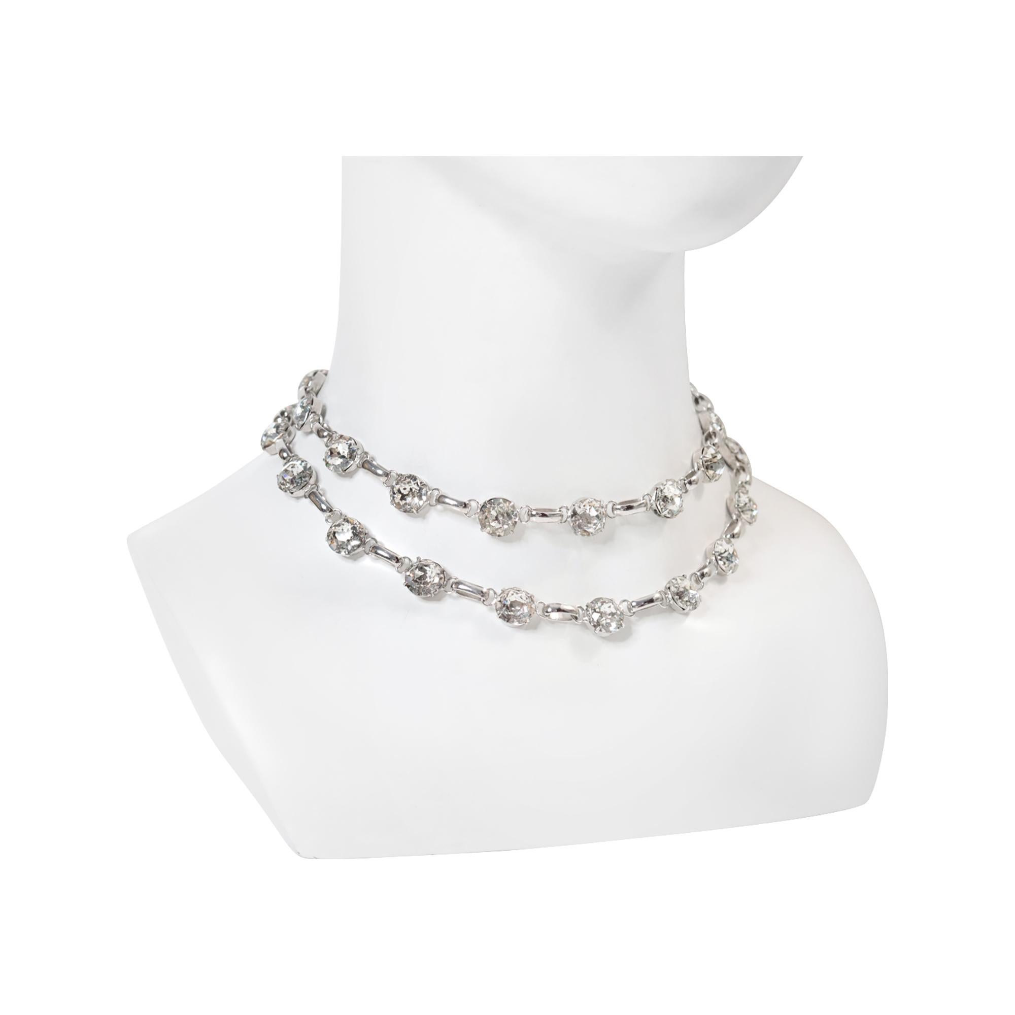 Vintage Open Back Crystal Double Row Choker Circa 1960 in vendita 3