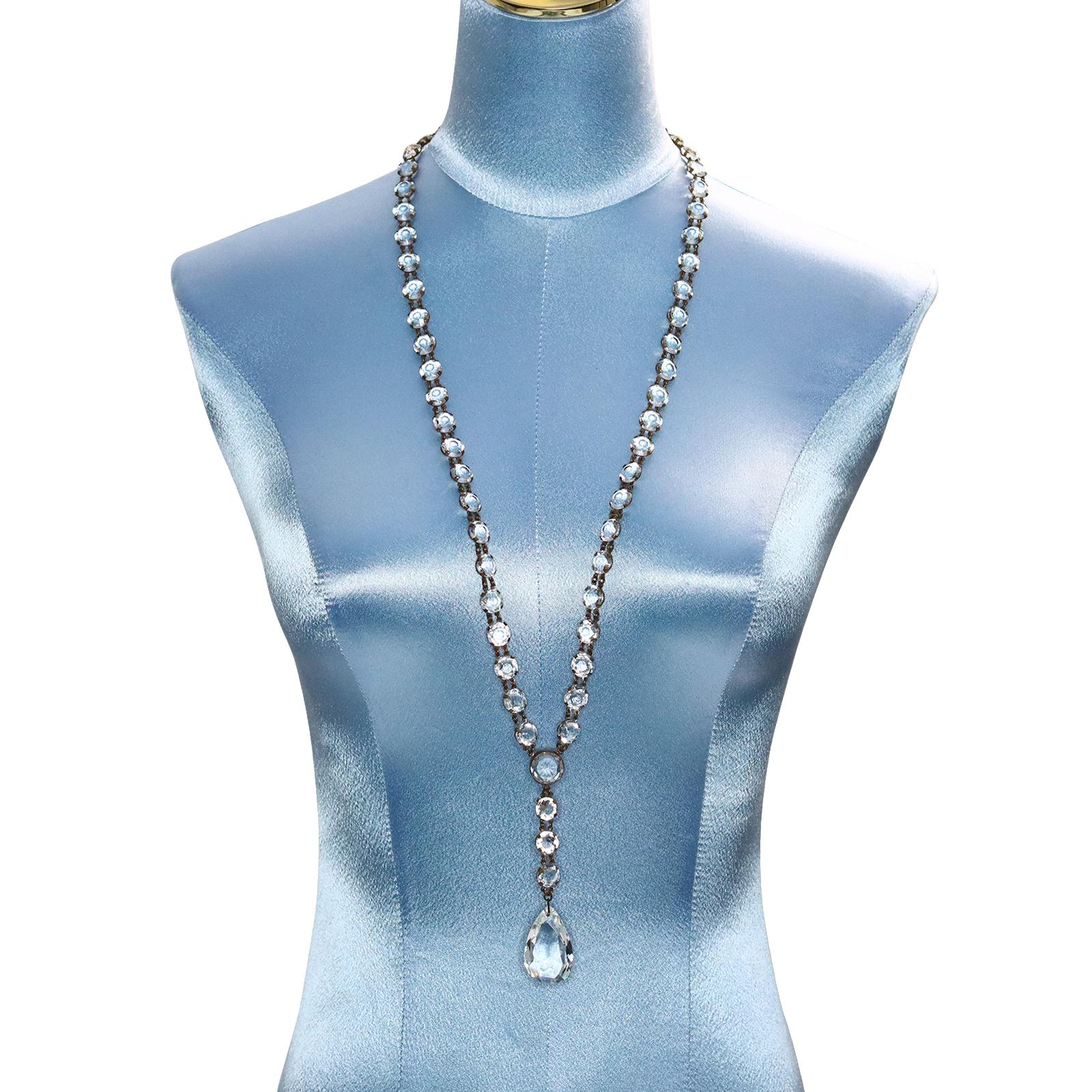 Vintage Open Back Crystal Sautoir Necklace with Dangling Piece In Good Condition For Sale In New York, NY