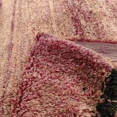 Vintage Open Field Beni Mguild Monochrome Moroccan Berber Rug