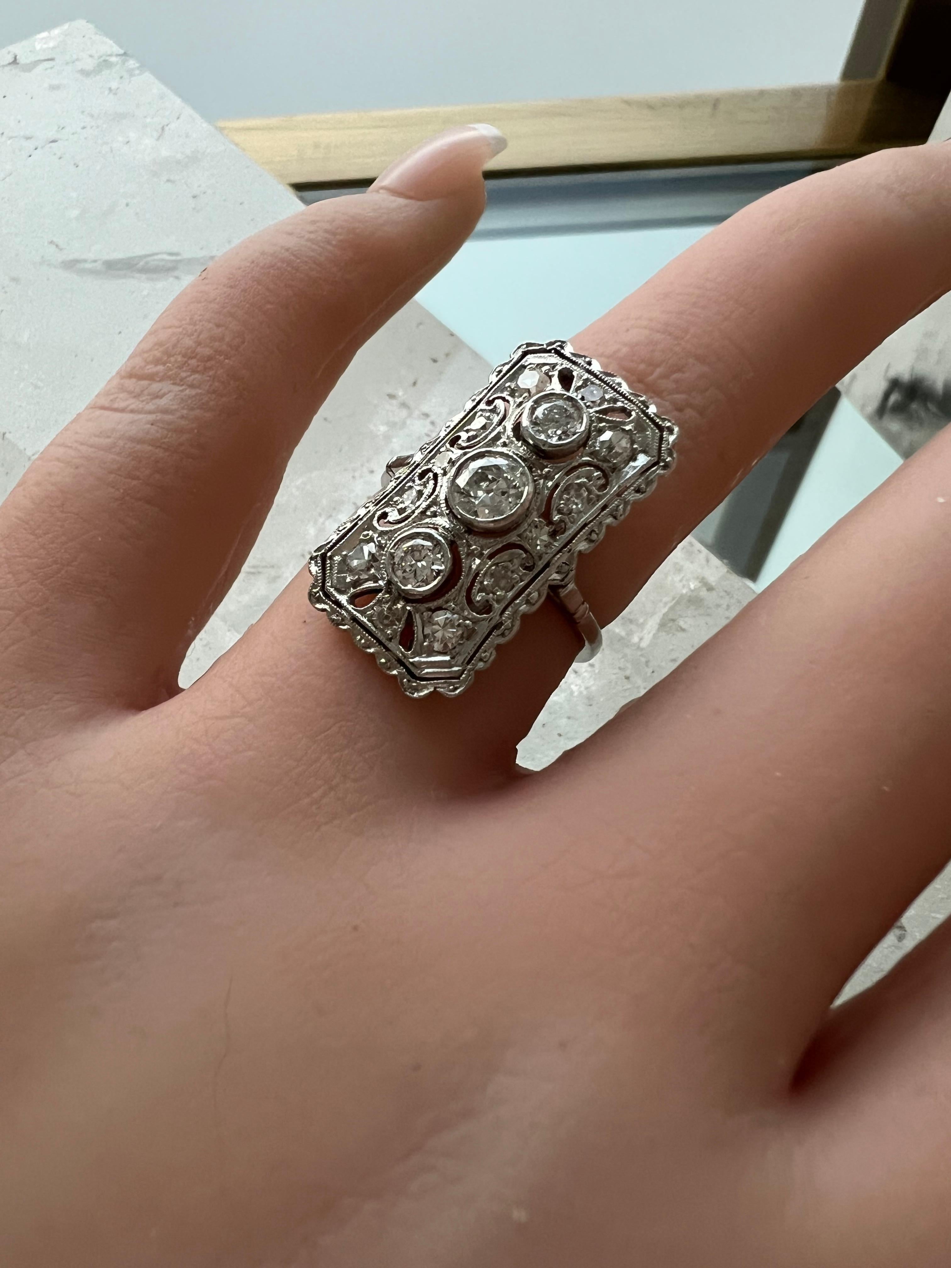 Bague de fiançailles vintage en platine ajouré avec grappe de diamants - 1,23 carat. Unisexe en vente
