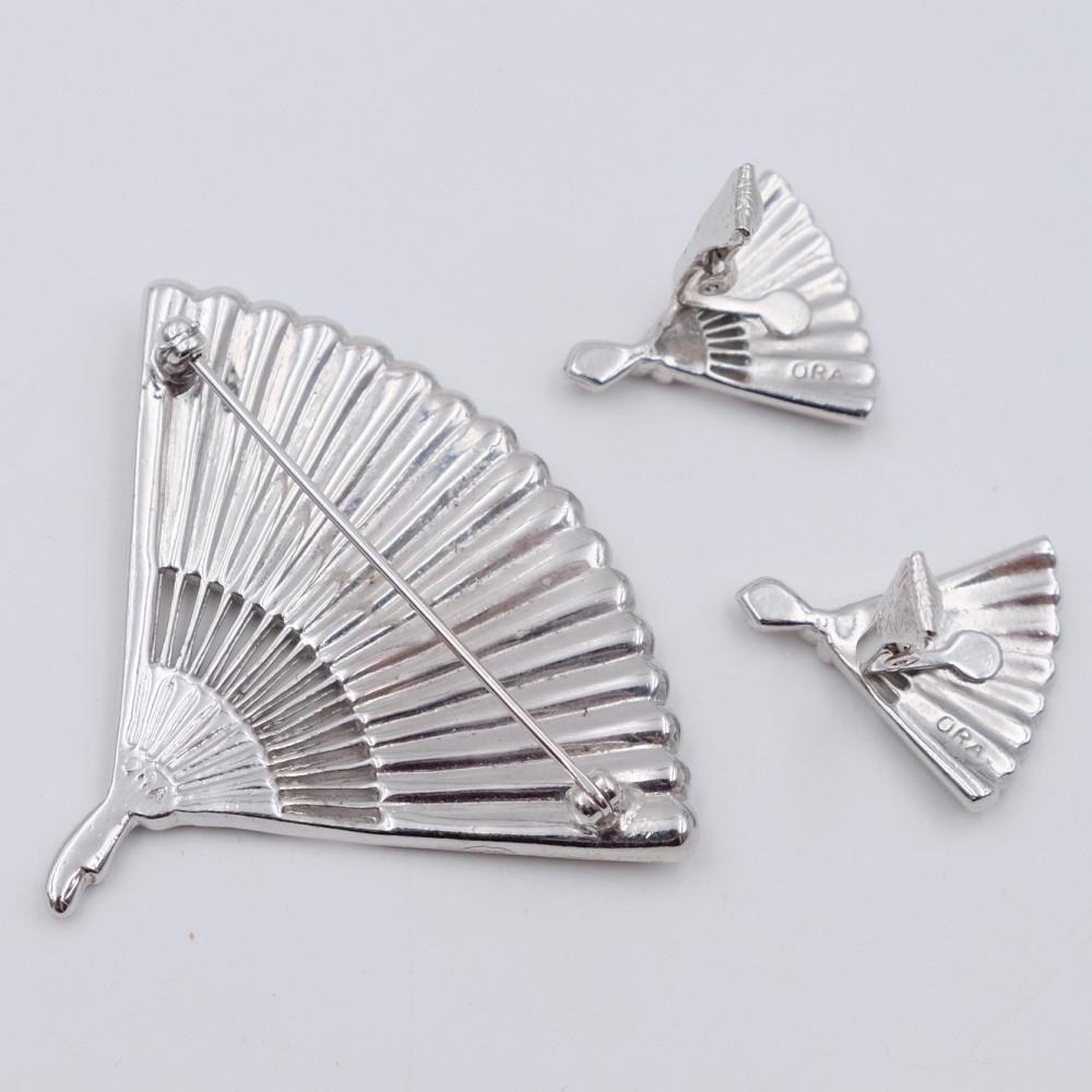 Vintage ORA Fan Brooch and Earrings set In Excellent Condition For Sale In Austin, TX