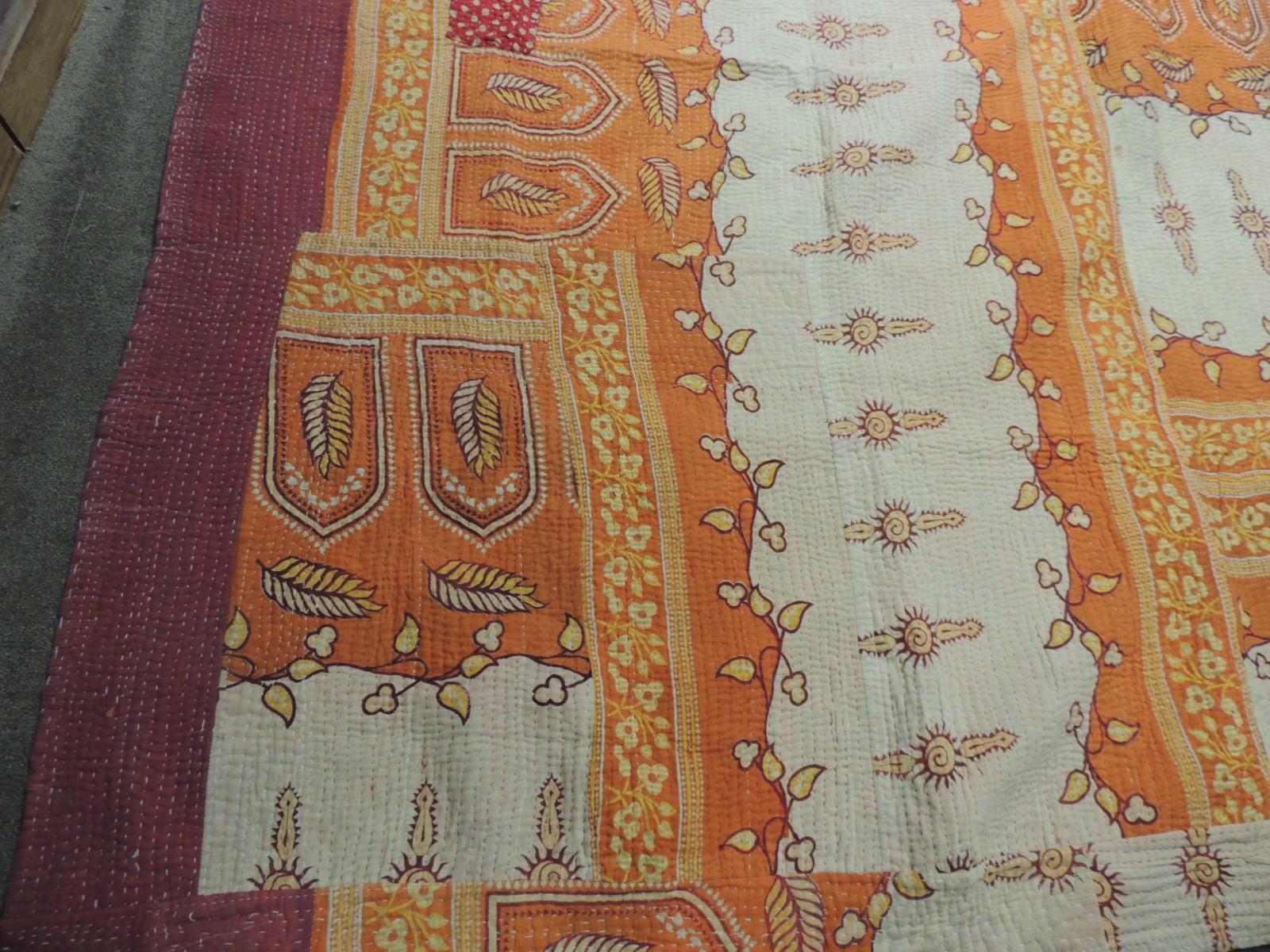Vintage Orange and Red Hand Quilted Indian Throw In Good Condition In Oakland Park, FL