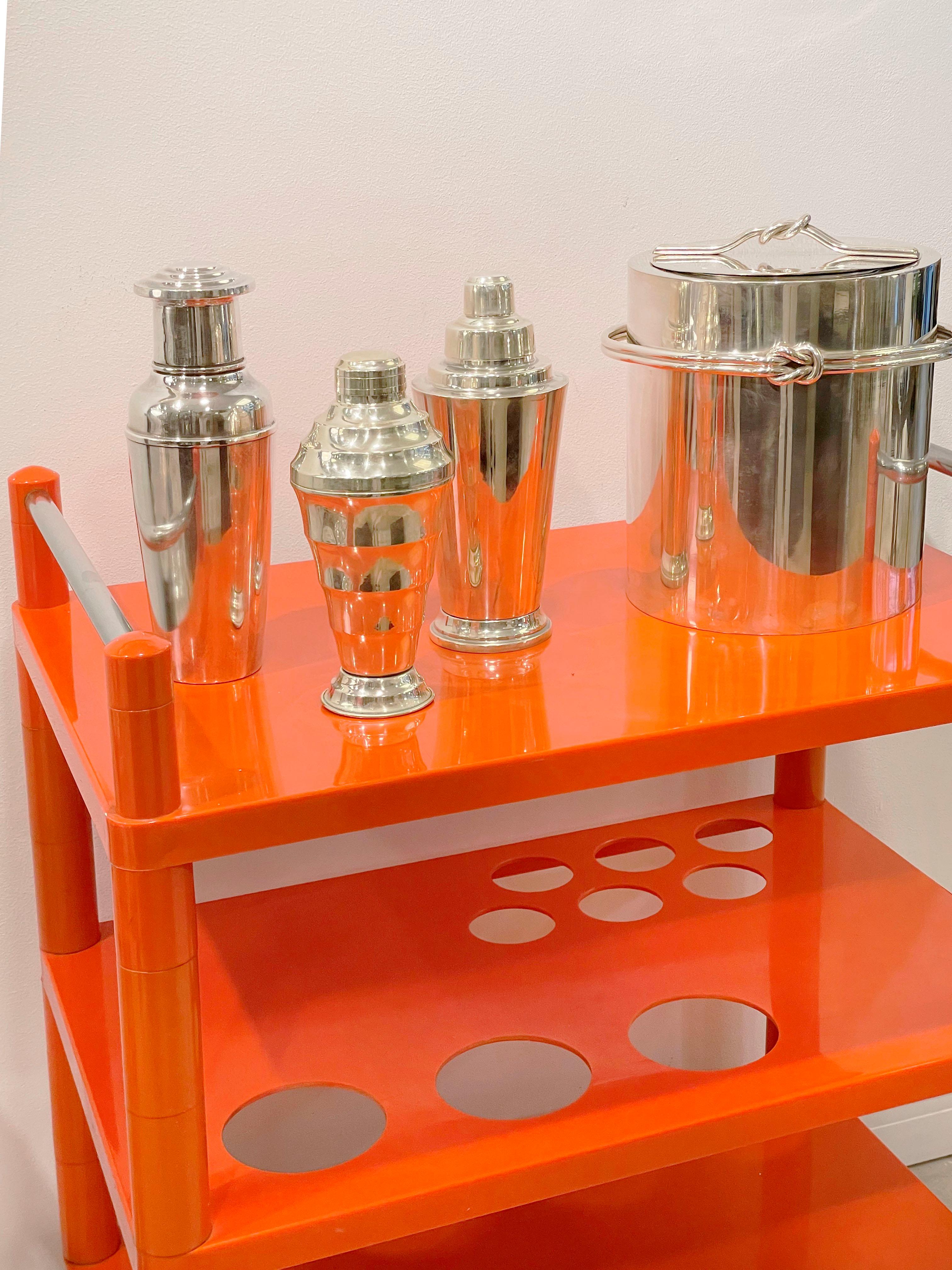 Vintage Orange bar trolley Style Alberto Rosselli for Kartell, 1970s In Good Condition For Sale In Autonomous City Buenos Aires, CABA