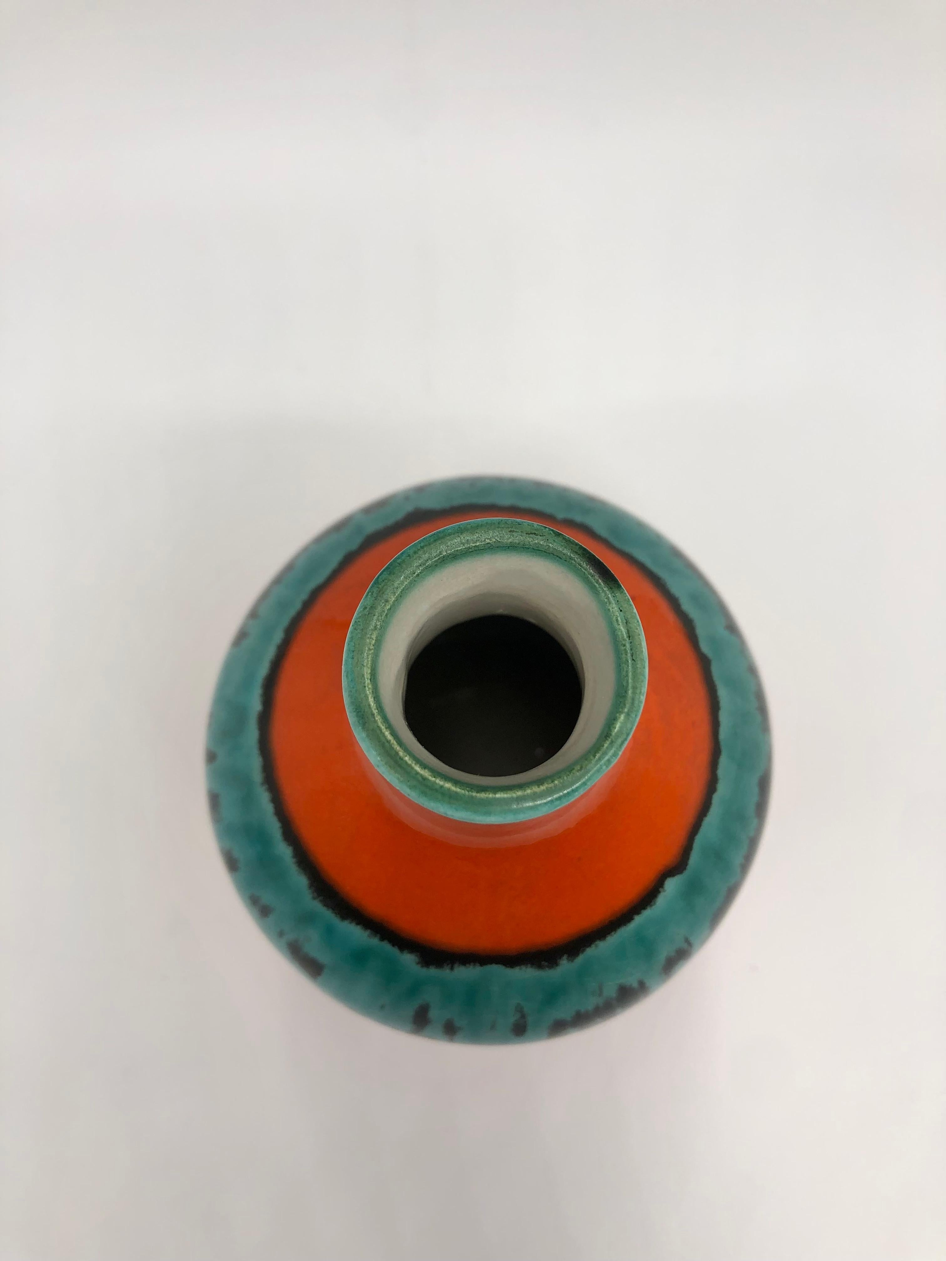 XX secolo Vaso d'epoca in ceramica arancione, nera e verde acqua di Cortendorf, Germania Ovest in vendita