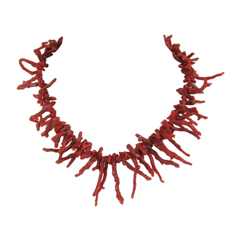 Vintage Red Branch Coral Necklace For Sale at 1stDibs