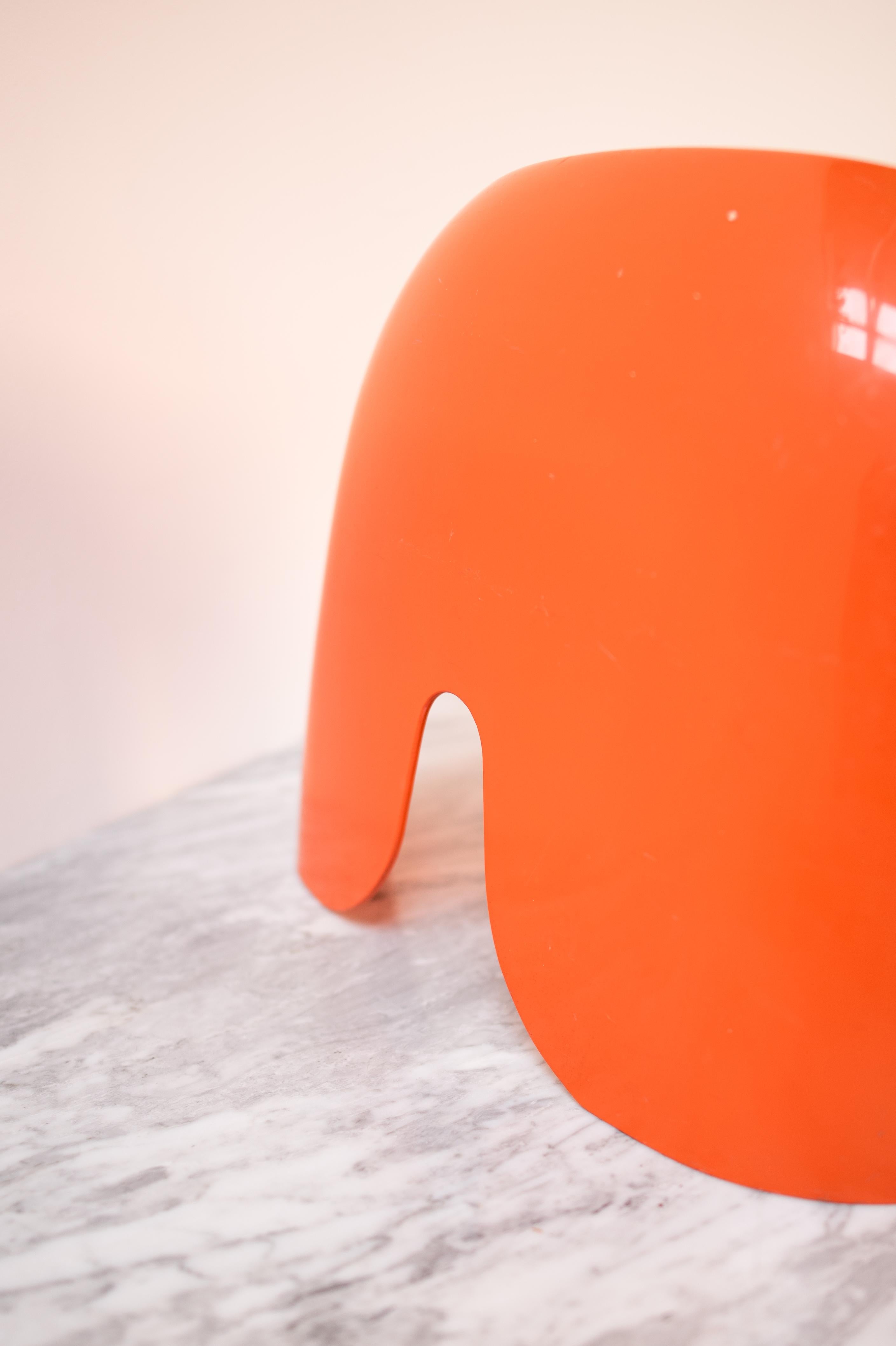 Vintage orange Efebino Stool by Stacy Dukes for Artemide, 1966 In Good Condition For Sale In Oostende, BE