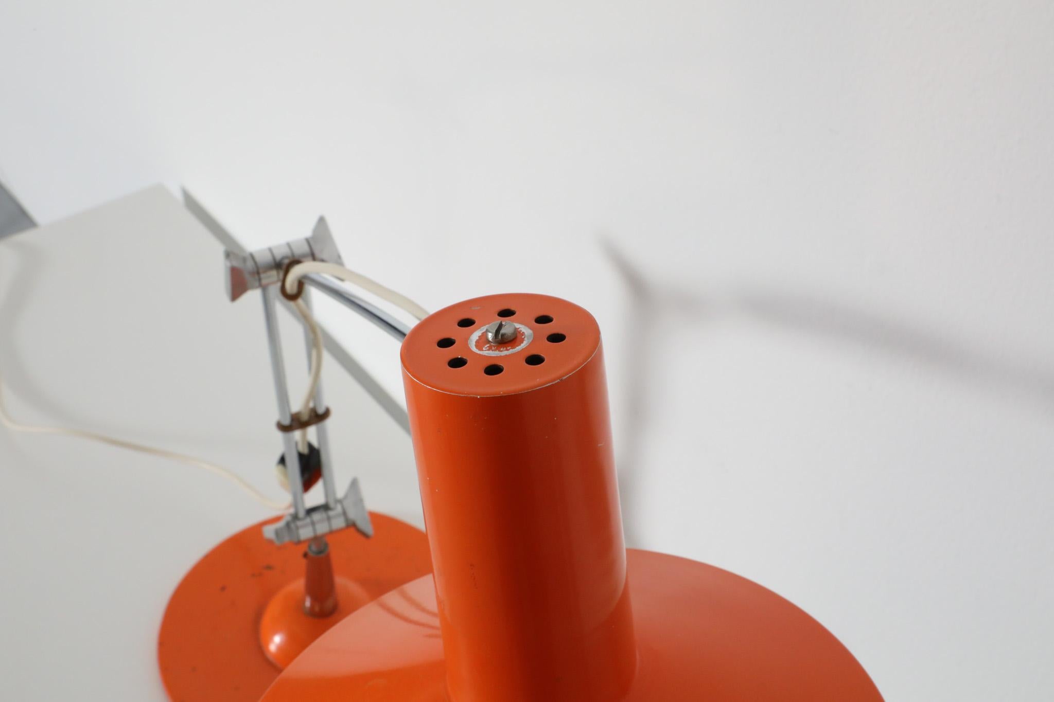 Orange emaillierte architektonische Quastenlampe, Vintage im Angebot 9
