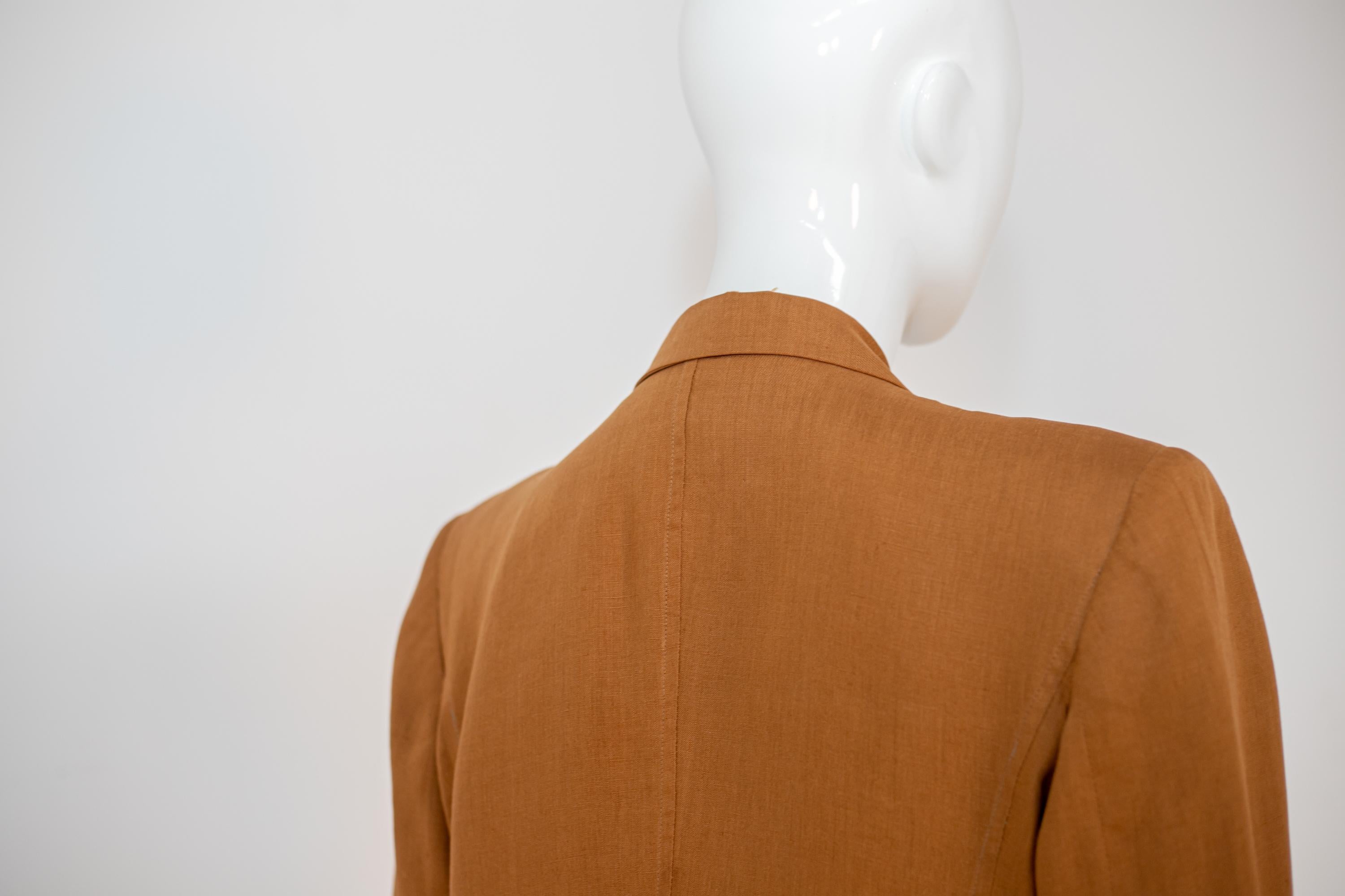 Orangefarbener formeller Anzug von Gianni Versace im Angebot 7