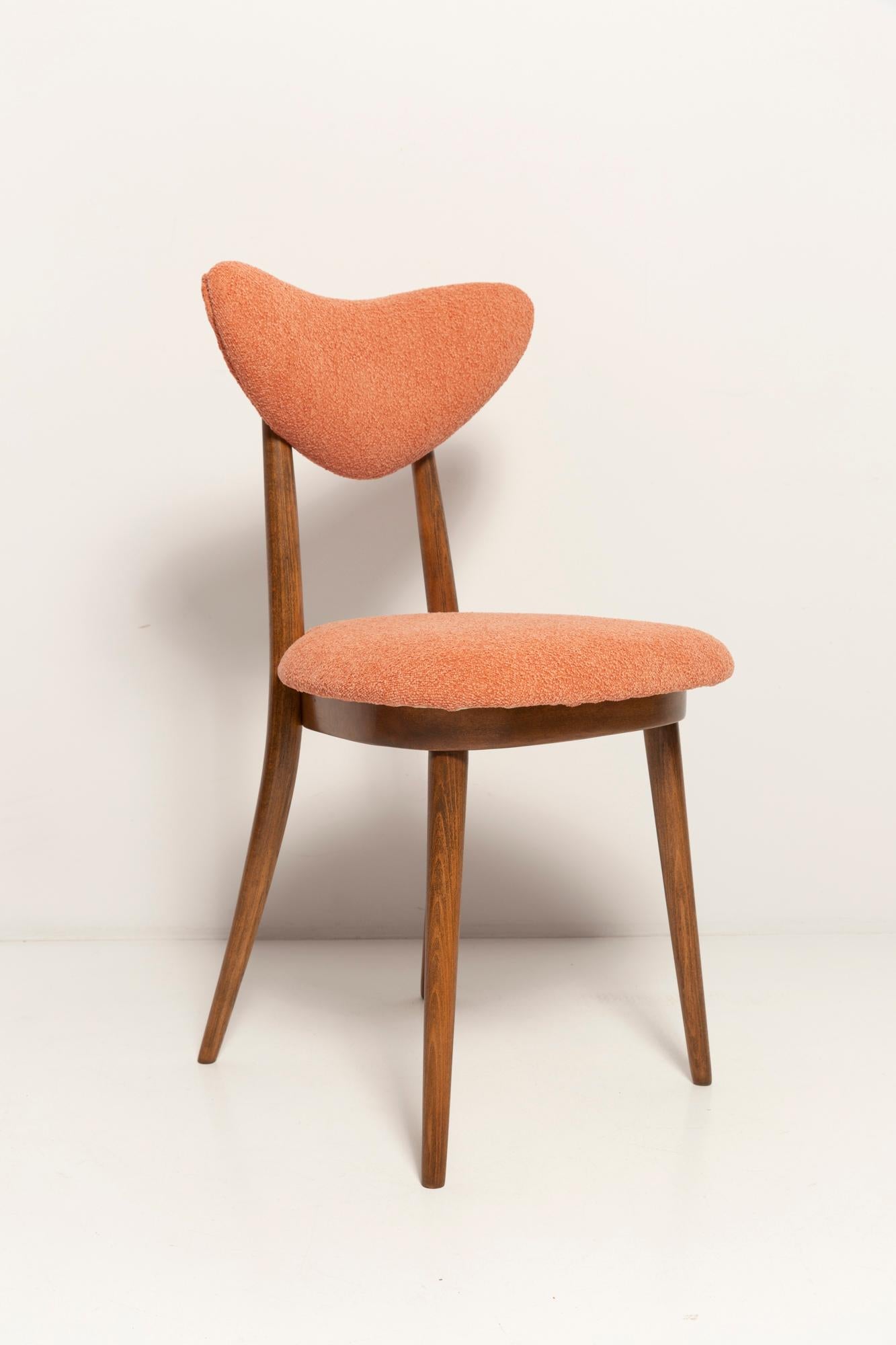 Vintage Orange Heart Velvet Chair, Europe, 1960s For Sale 1