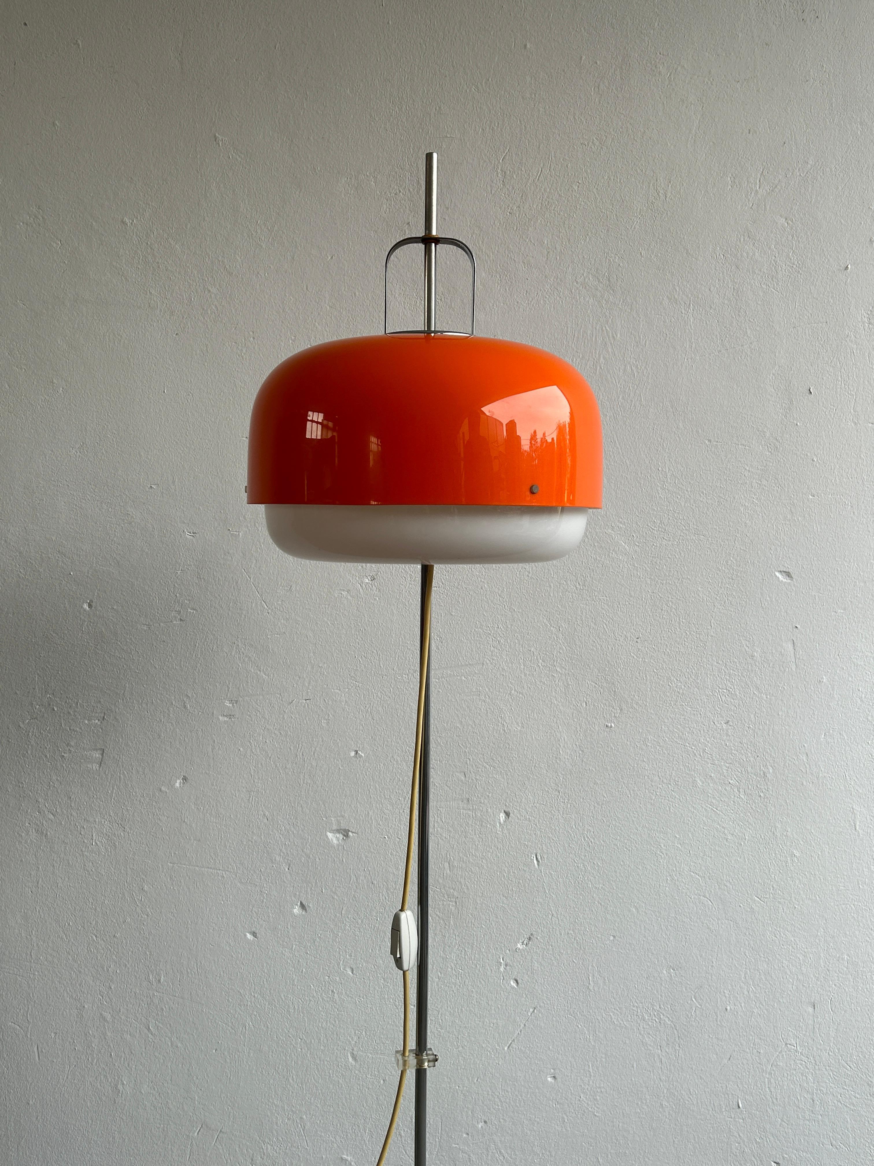 Vintage Orange 'Medusa' Mid Century Floor Lamp, Meblo for Harvey Guzzini, 1970s In Good Condition In Zagreb, HR