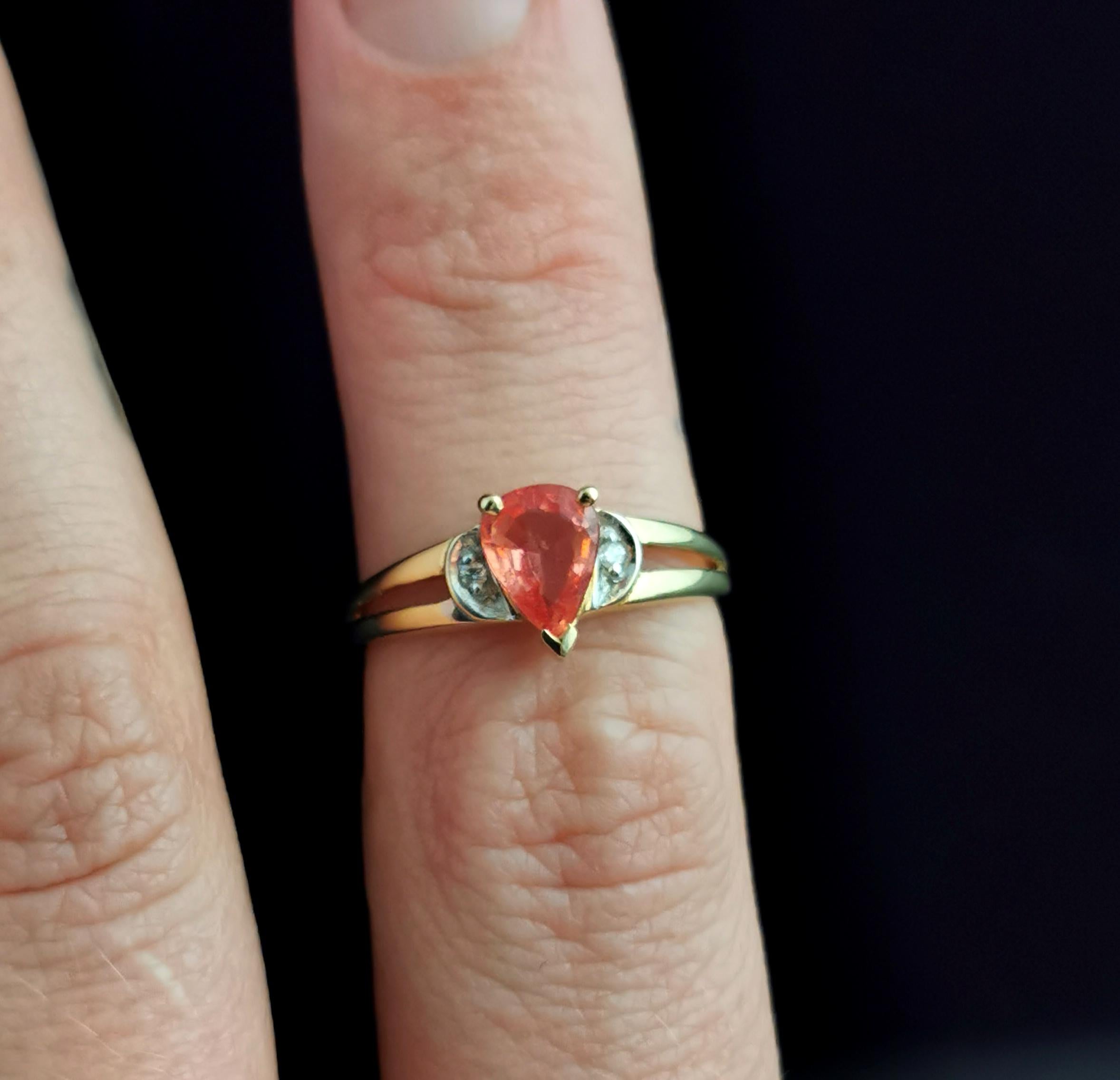 Vintage Orange Sapphire and Diamond Ring, 18 Karat Yellow Gold 3