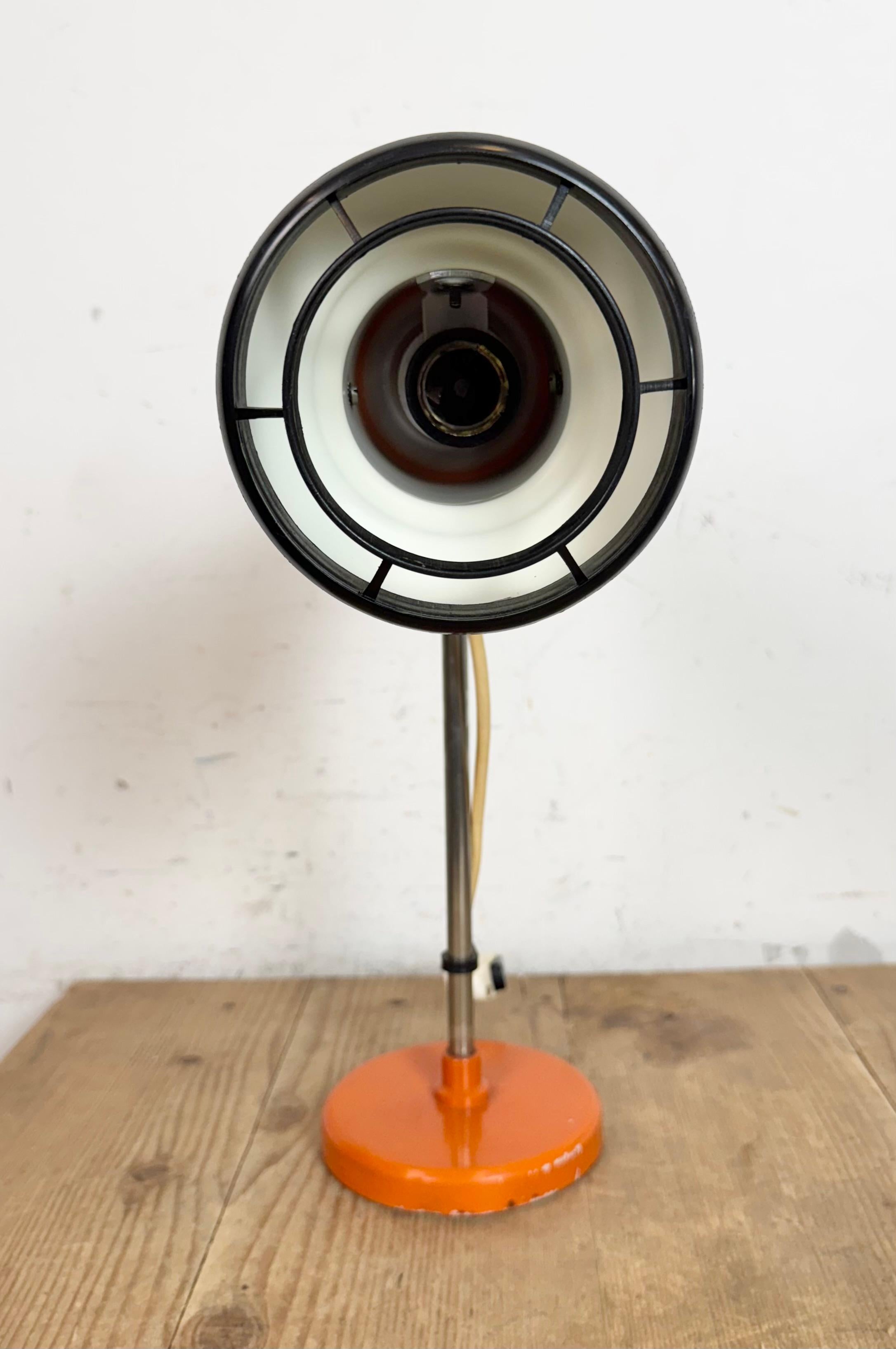 Lampe à poser vintage orange, 1970 en vente 4