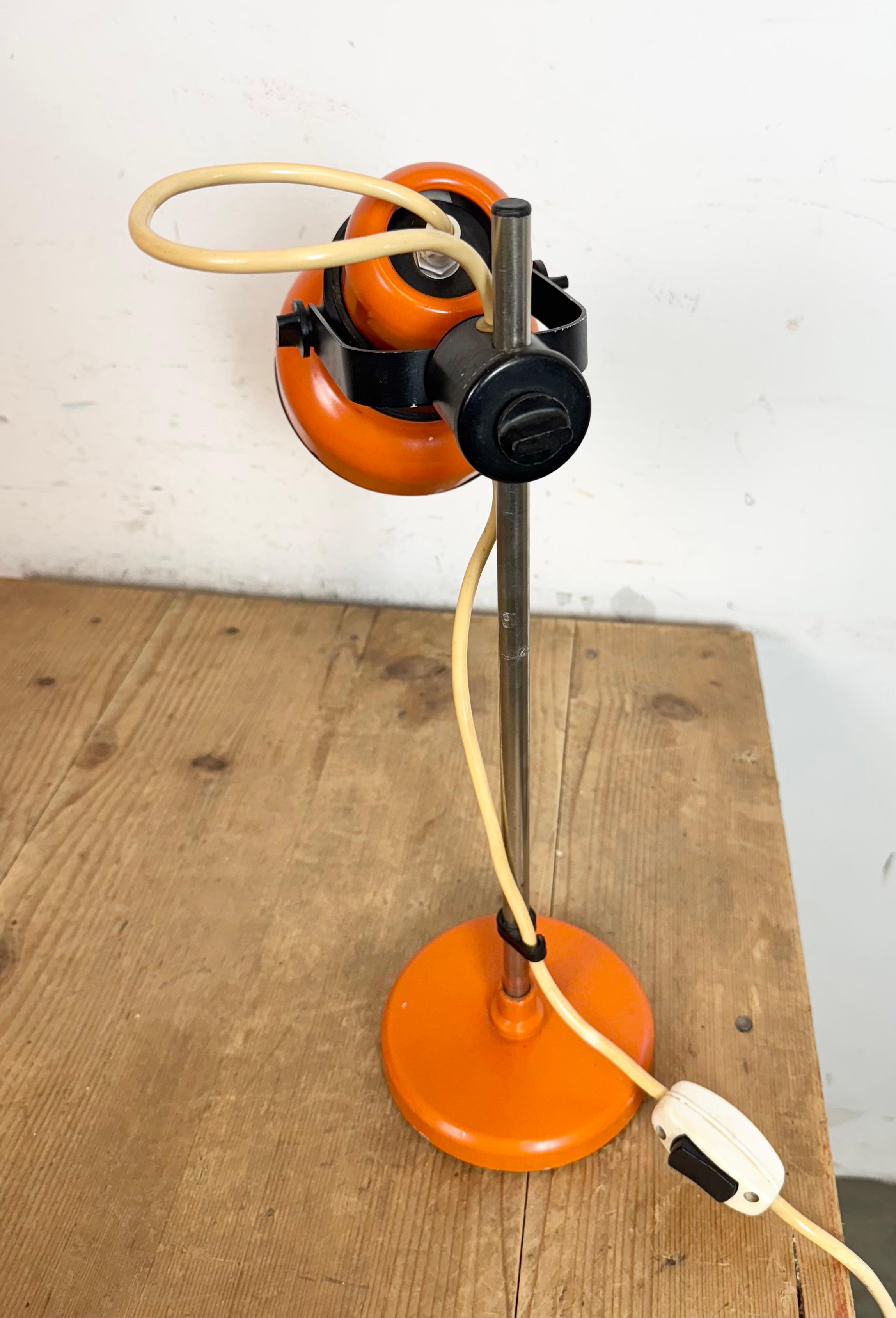 Fin du 20e siècle Lampe à poser vintage orange, 1970 en vente