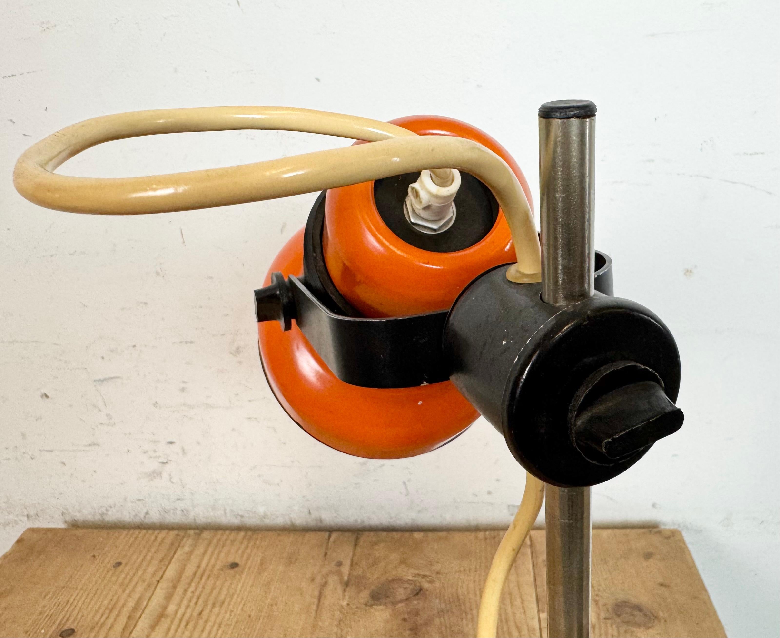 Métal Lampe à poser vintage orange, 1970 en vente