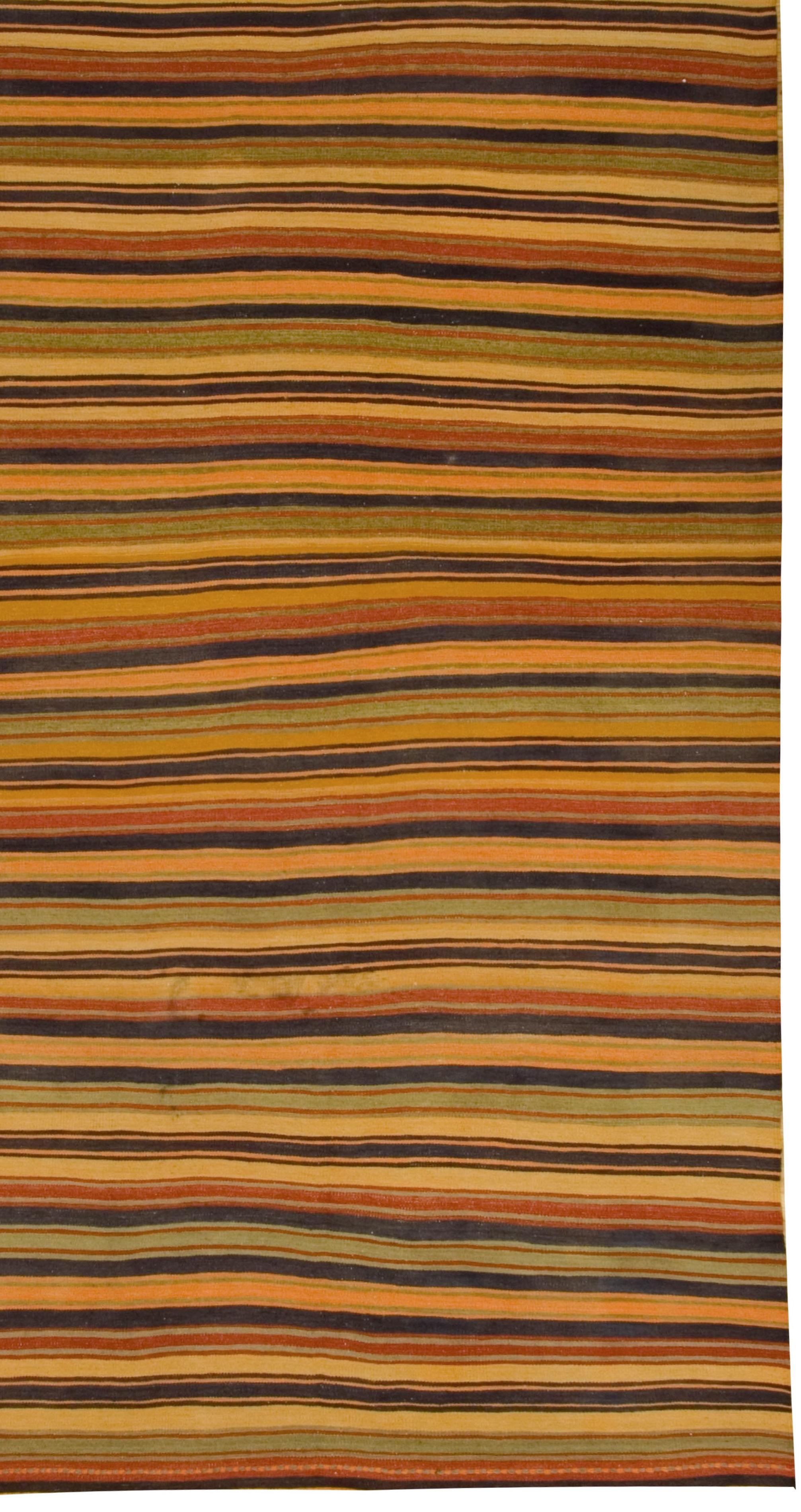 Vintage By  Orange Türkischer Kilim Teppich 5'7 X 10'8 im Zustand „Gut“ im Angebot in New York, NY