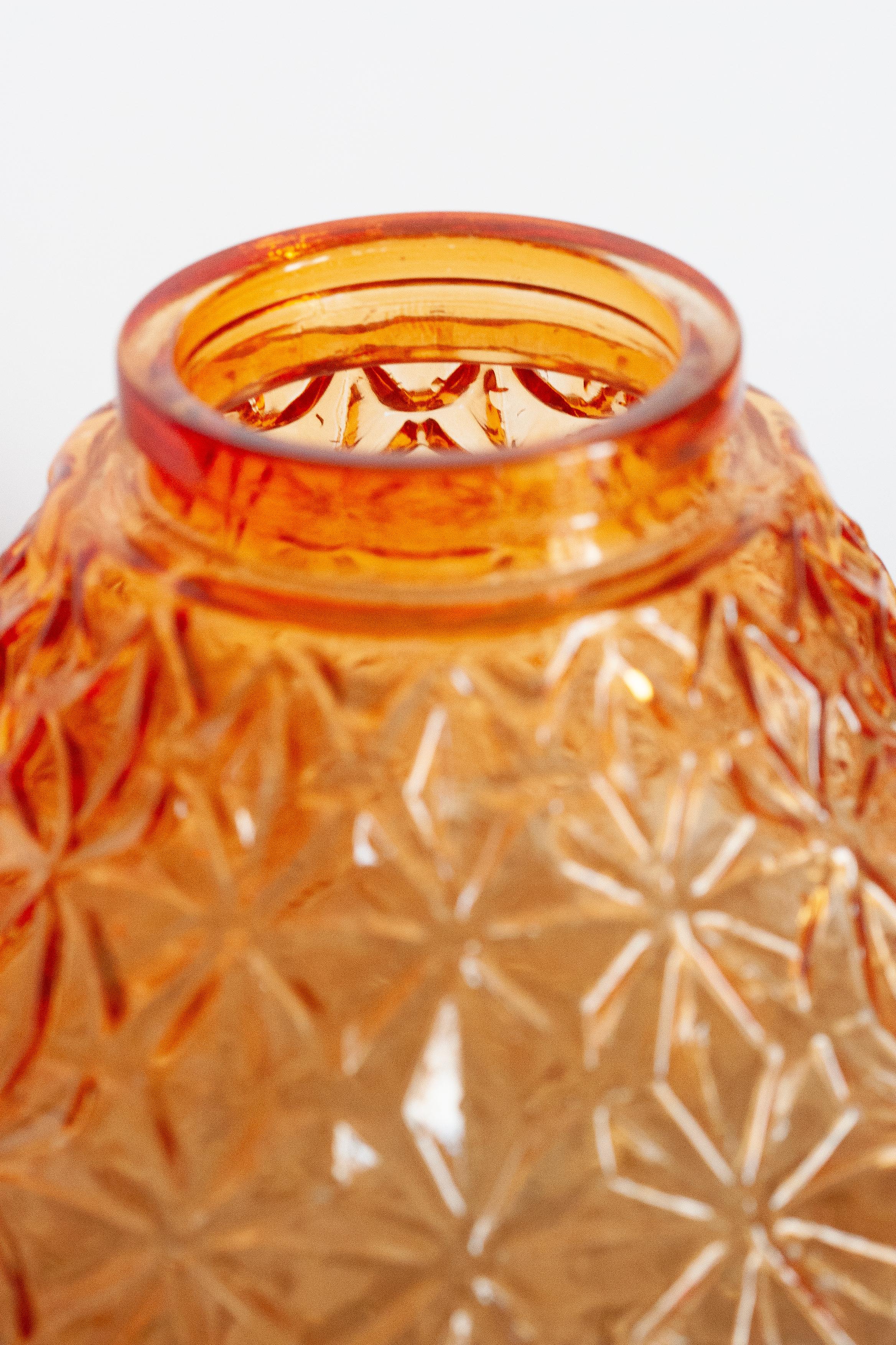 Vintage Orange Vase, 20th Century, Europe, 1960s For Sale 5