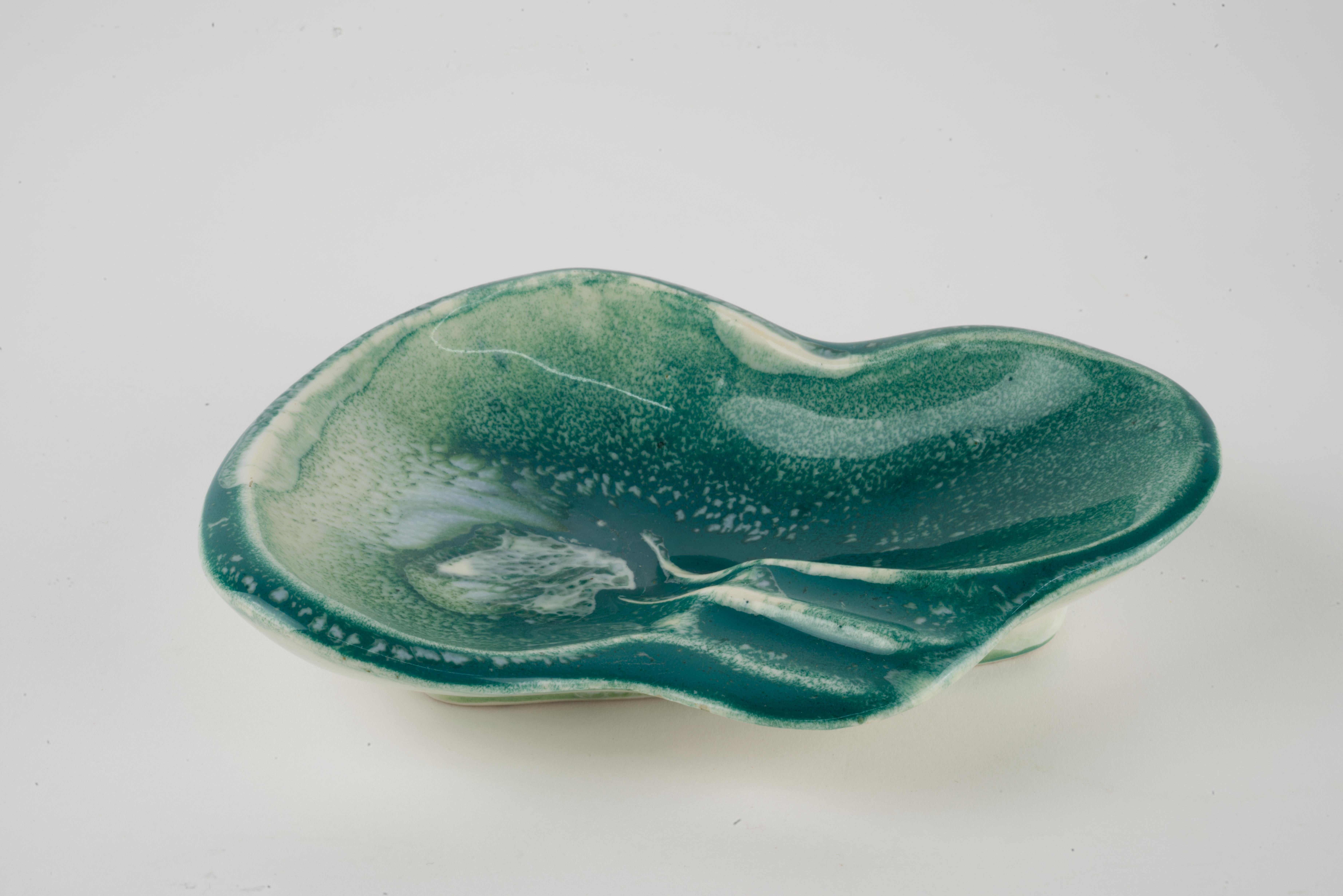 Vintage Organic Modern Ceramic Ashtray Teal White Signed In Good Condition In Clifton Springs, NY