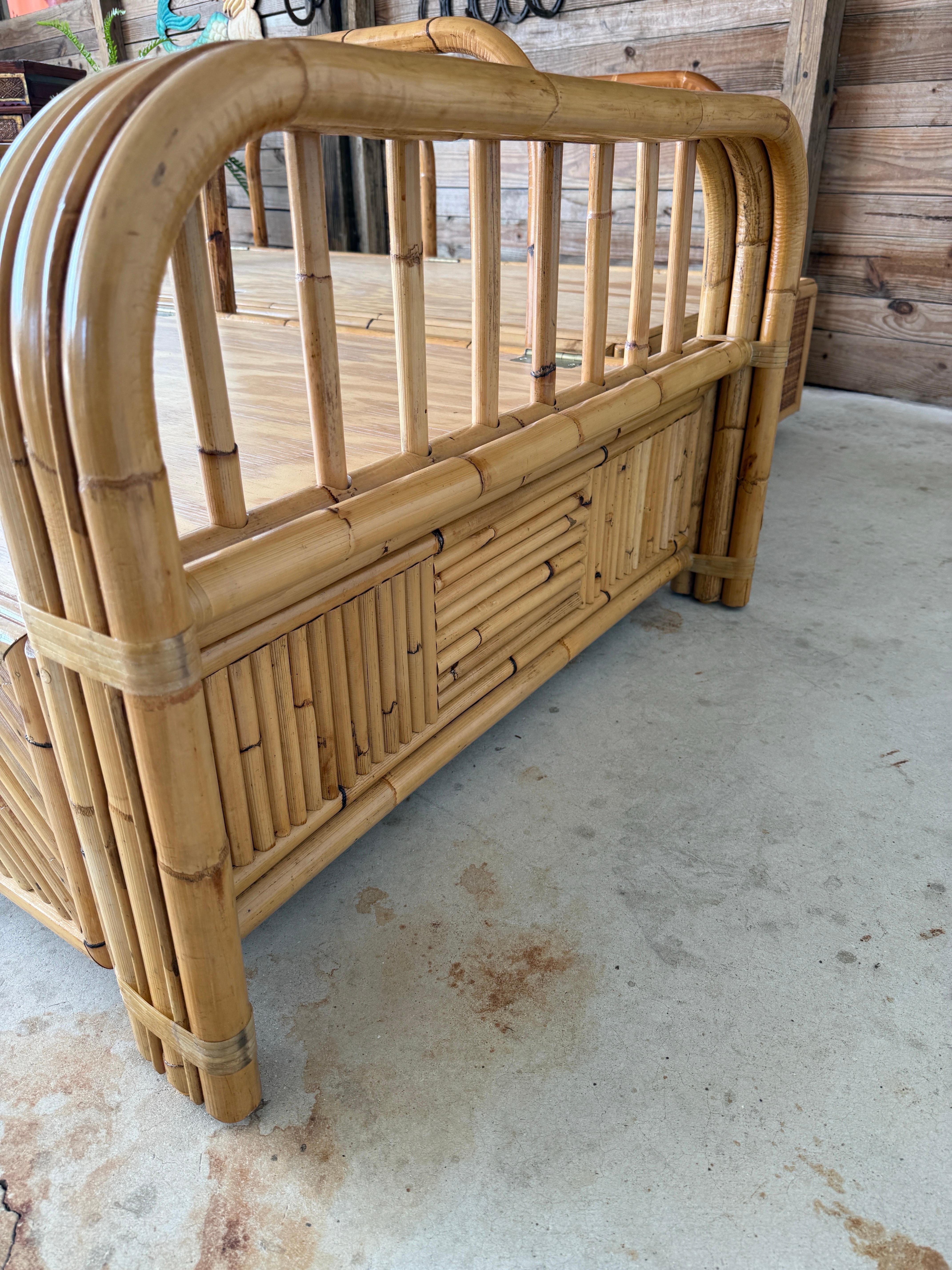 Vintage Organic Modern Coastal Bamboo Rattan Daybeds and or Sofas-Pair In Good Condition For Sale In North Fort Myers, FL