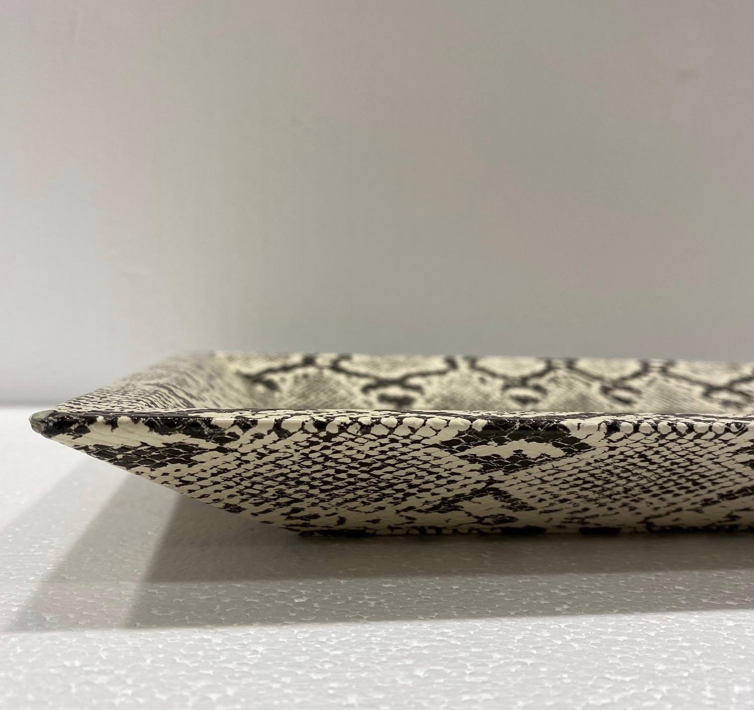 Vintage Organic Modern Faux Python Leather Tray in Ivory and Black, circa 2010 In Good Condition In Fort Lauderdale, FL