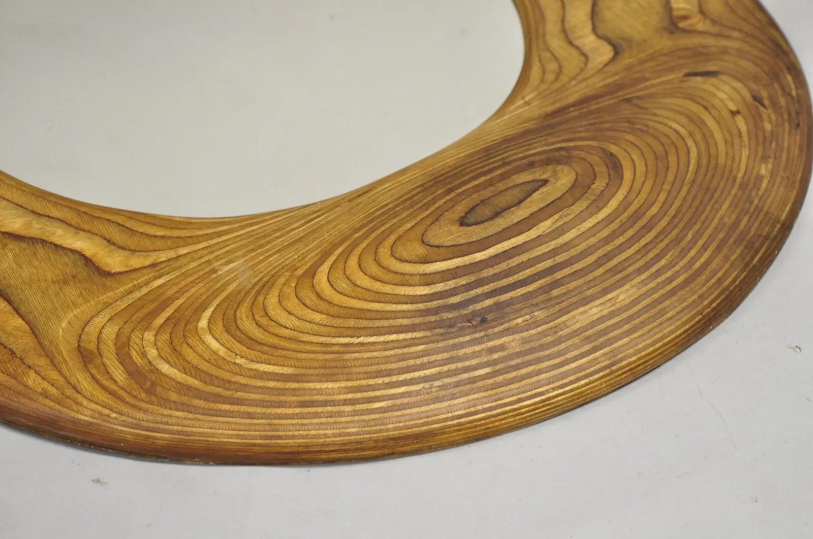 Sconosciuto Specchio di legno rotondo in legno laminato organico moderno vintage firmato Schwab in vendita