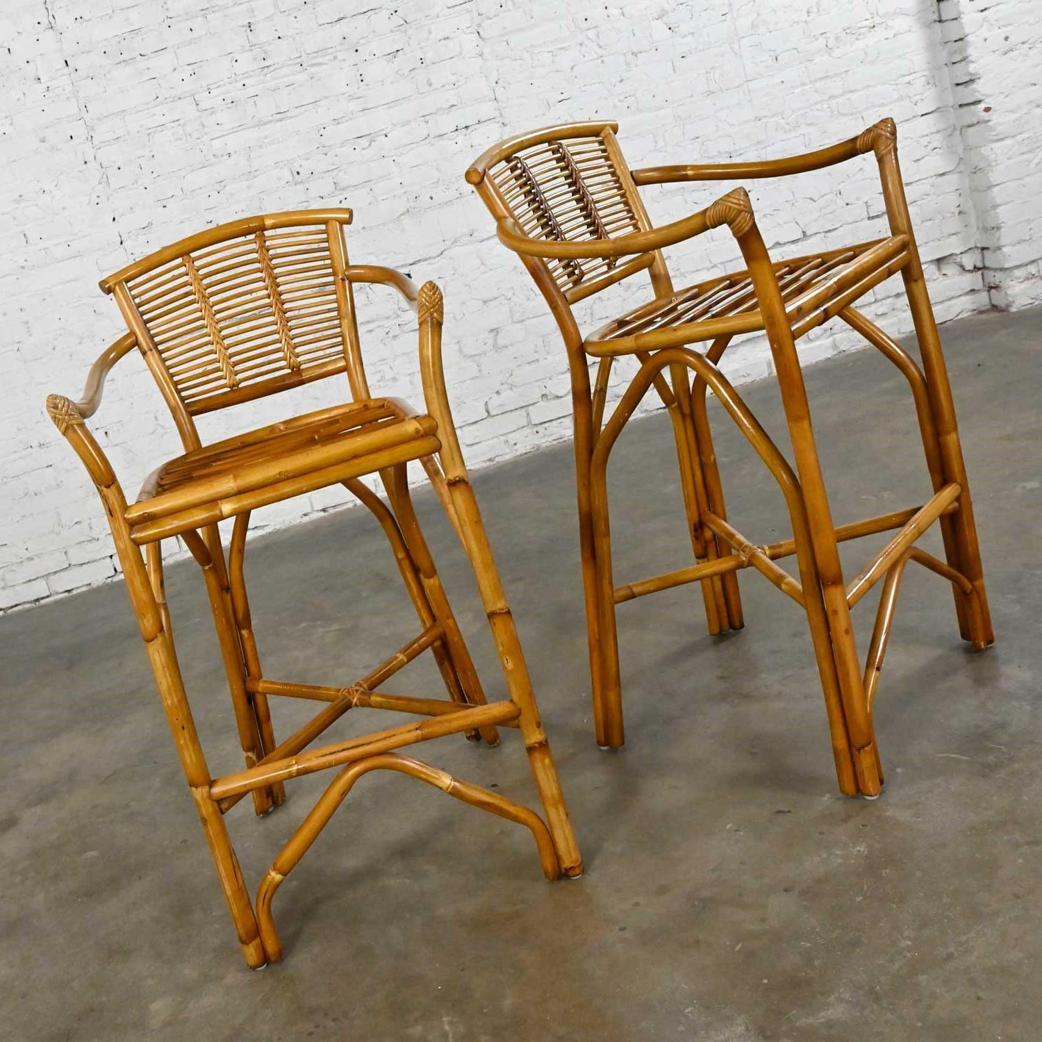 Vintage Organic Modern Pair of Rattan Bar Stools Style of Ficks Reed For Sale 2
