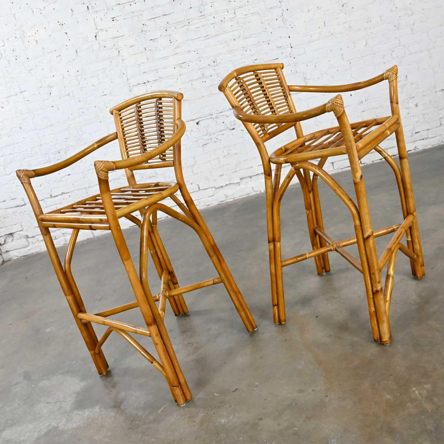 20th Century Vintage Organic Modern Pair of Rattan Bar Stools Style of Ficks Reed For Sale