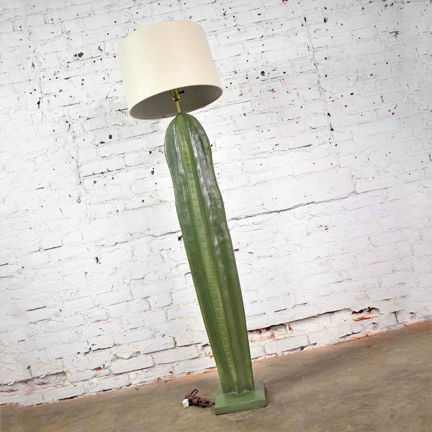 alsy cactus lamp