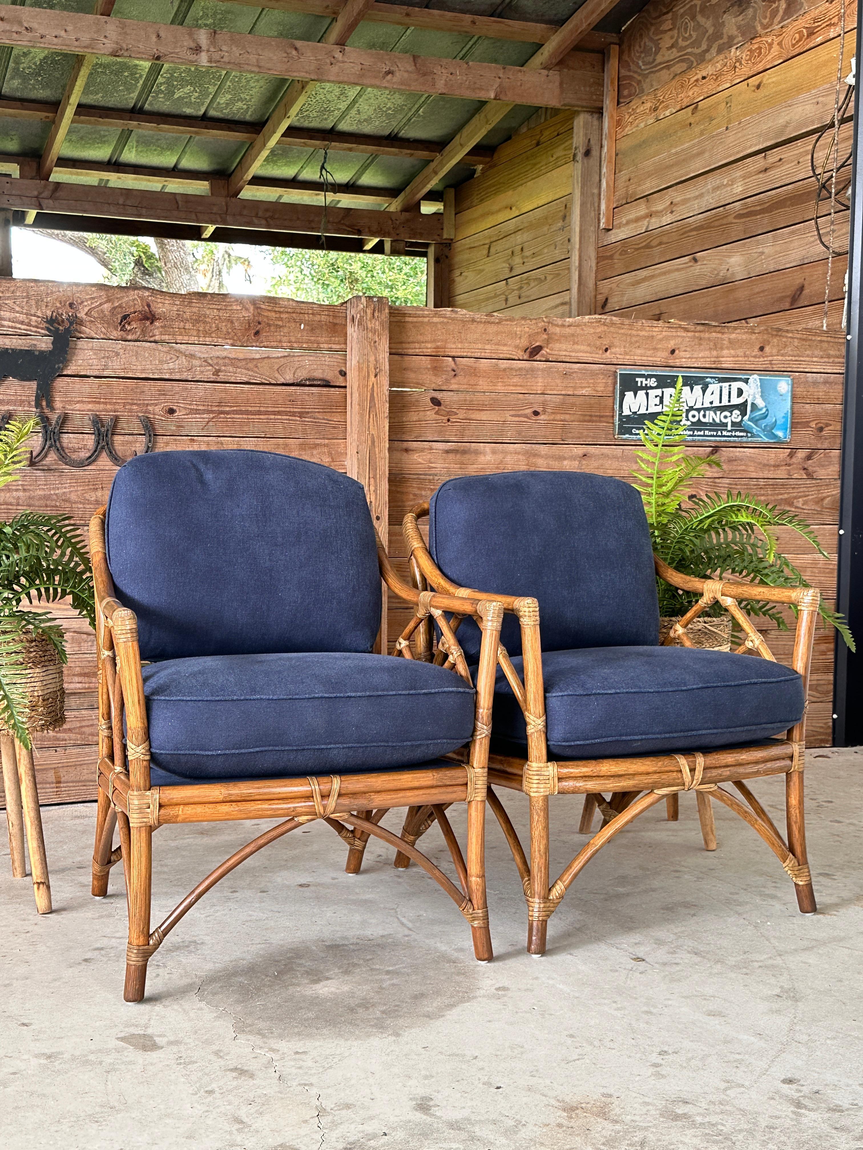 Vintage Organic Modern restaurato Rattan Cathedral Back Lounge Chair by McGuire 2 in vendita 5