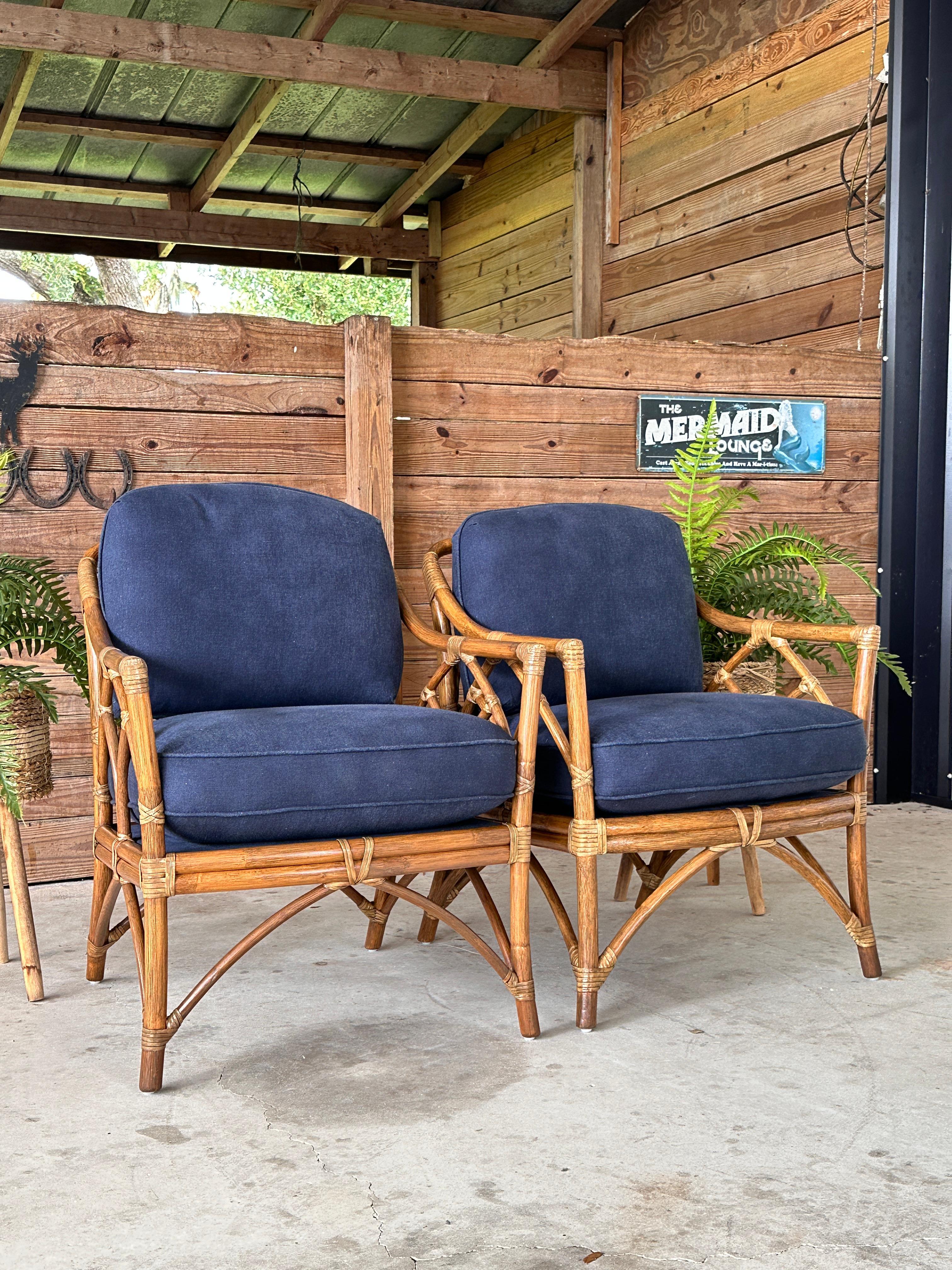 Vintage Organic Modern restaurato Rattan Cathedral Back Lounge Chair by McGuire 2 in vendita 6