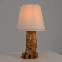 Lámpara de mesa vintage ecológica de abedul rizado, Finlandia, 1945