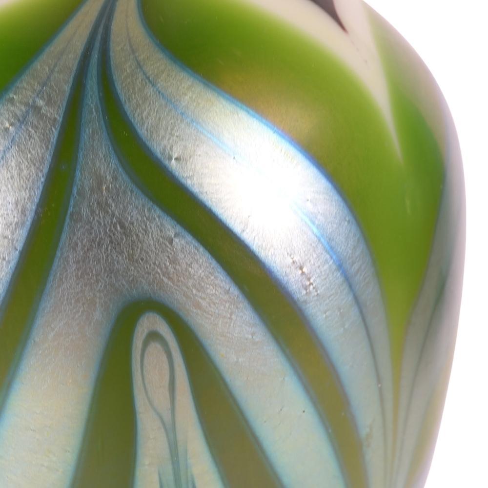 Art Nouveau Vintage Orient & Flume Favrile Studio Art Glass Vase Green Pulled Feather 1977