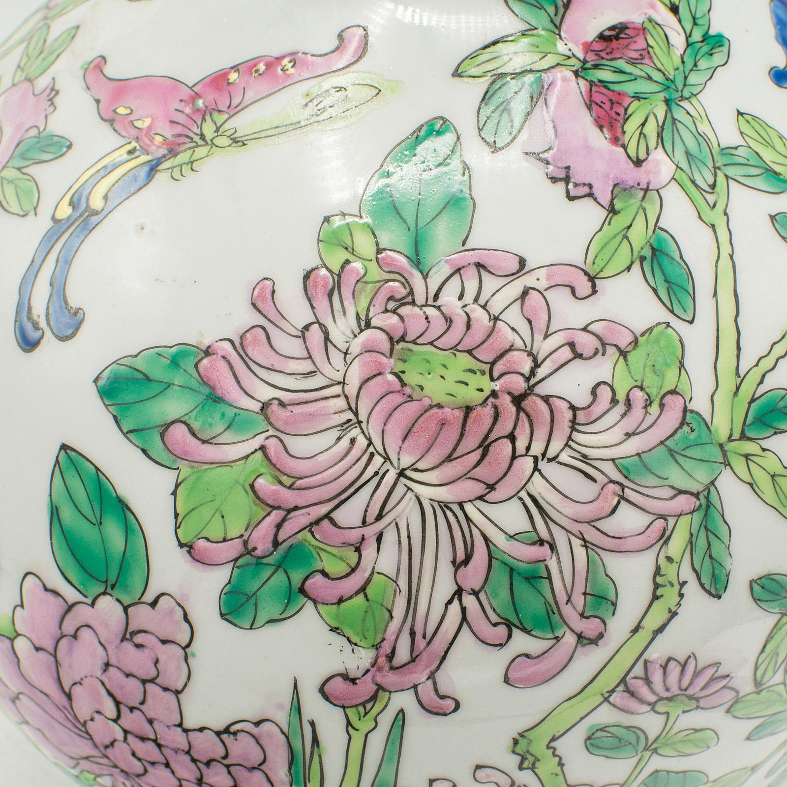 Vintage Oriental Baluster Vase, Chinese Ceramic Flower Urn, Polychrome, Art Deco For Sale 6