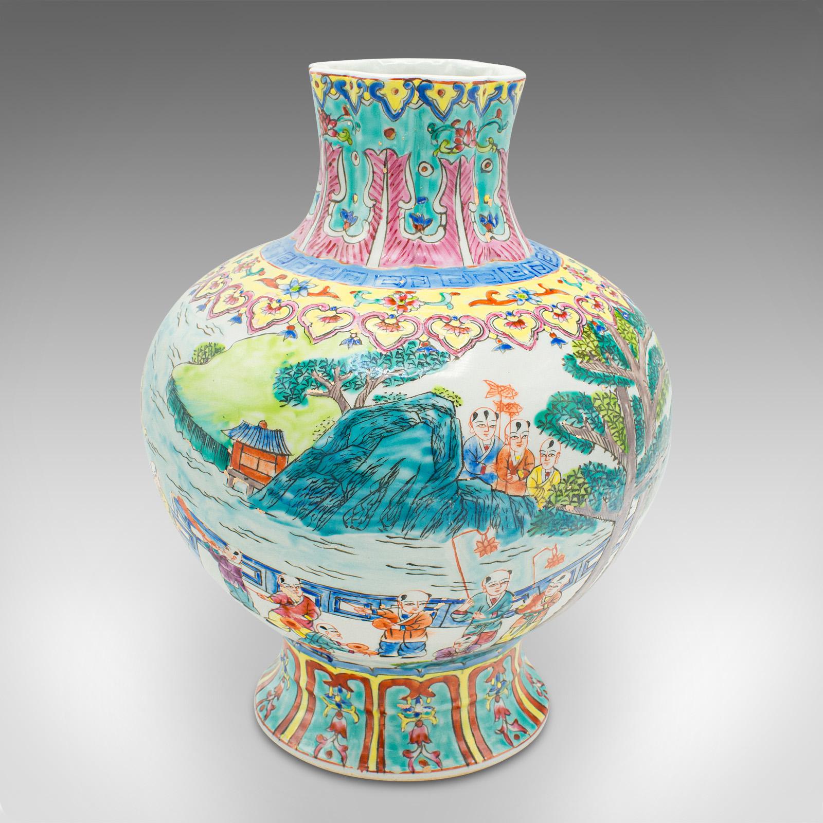 Vintage Oriental Baluster Vase, Chinese Ceramic Flower Urn, Polychrome, Art Deco For Sale 10
