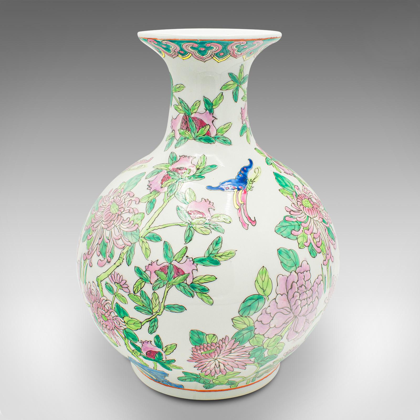 Vintage Oriental Baluster Vase, Chinese Ceramic Flower Urn, Polychrome, Art Deco In Good Condition For Sale In Hele, Devon, GB