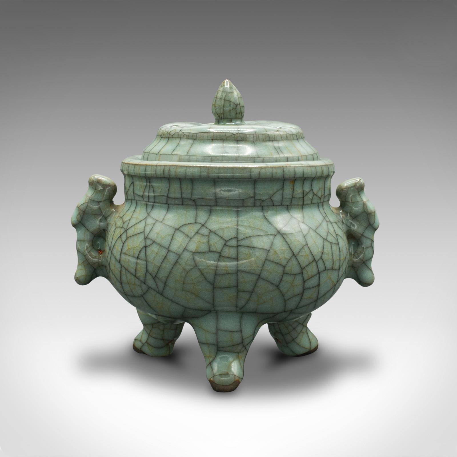 Incensario Oriental Vintage, Chino, Celadón, Art Decó, Circa 1940 en venta 3