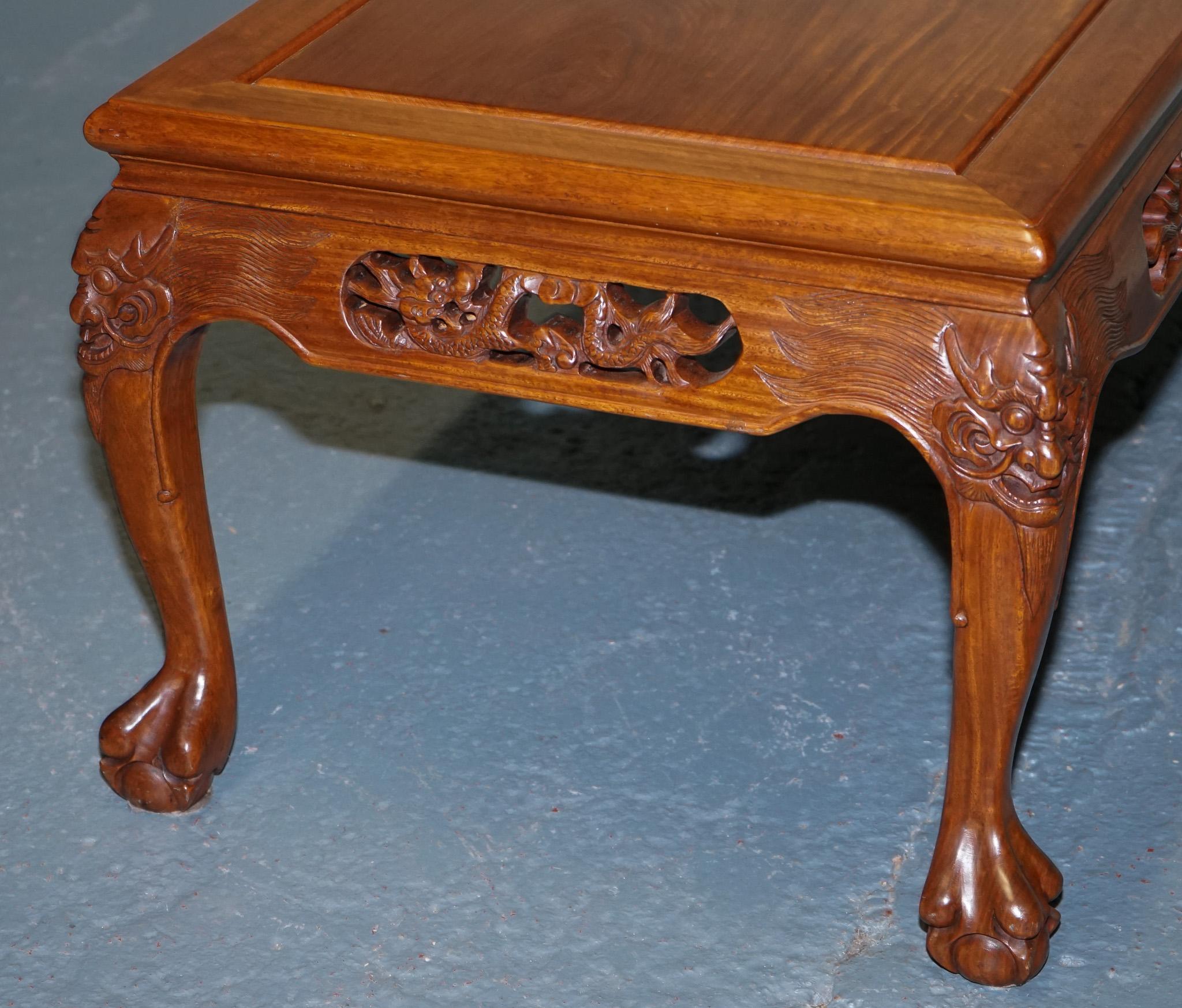 VINTAGE ORIENTAL CHINESE CABRIOLE PAW FEET WITH CARVED DRAGON DESiGN For Sale 6
