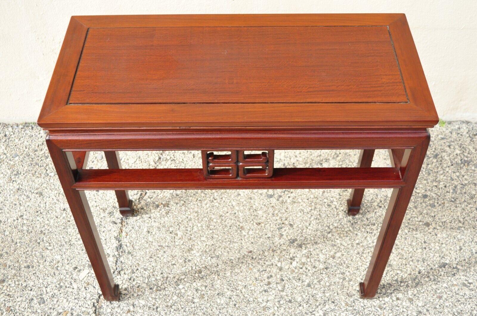 Vintage Oriental Chinese Carved Hardwood Console Side Table with Carved Skirt In Good Condition In Philadelphia, PA
