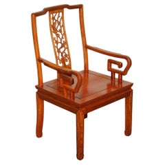 VINTAGE ORIENTAL CHINESE TEAK CARVED FLOWER AND BIRD ARMCHAiR
