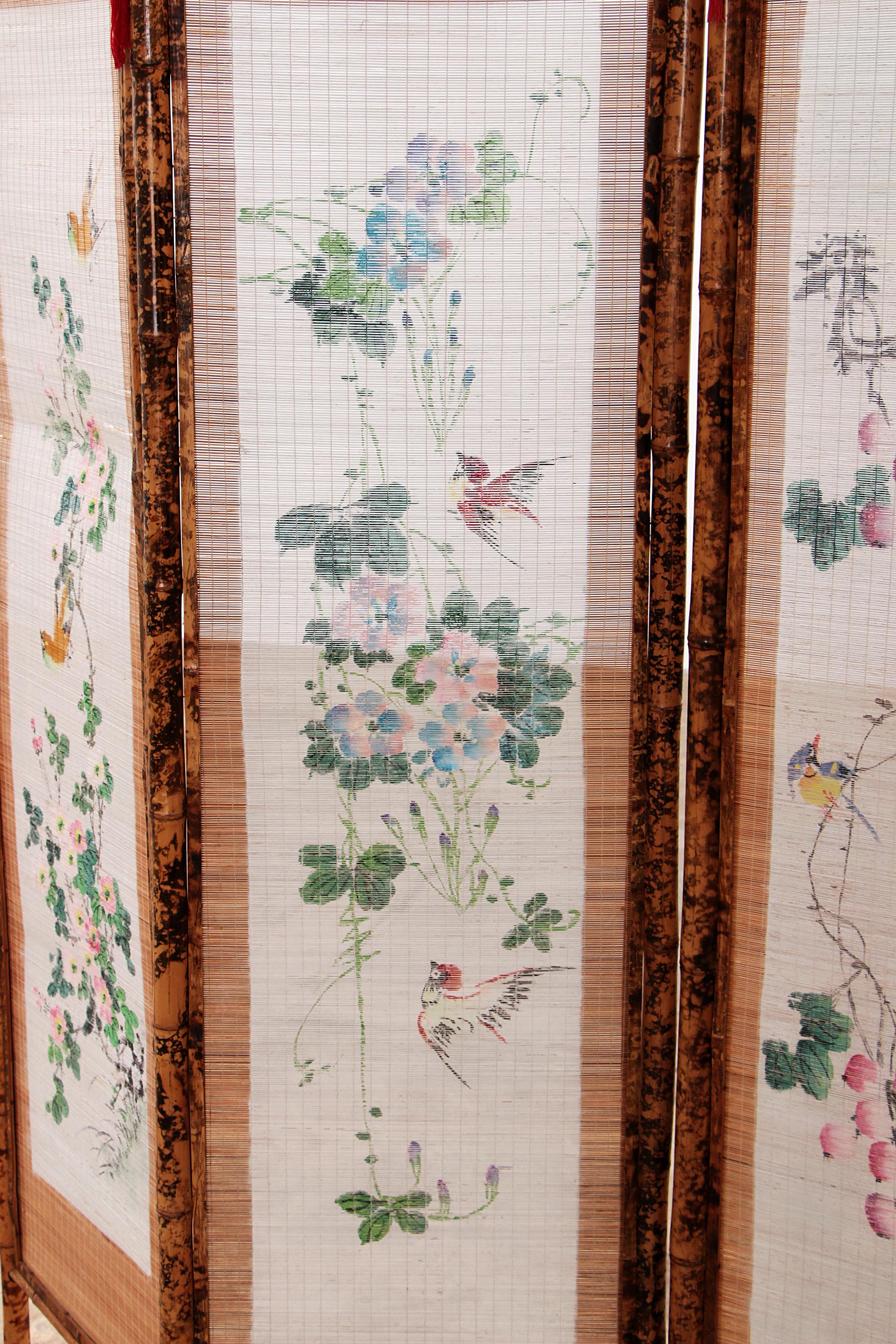 Big Oriental Chinese folding screen Bamboo with Silk  1950 For Sale 2