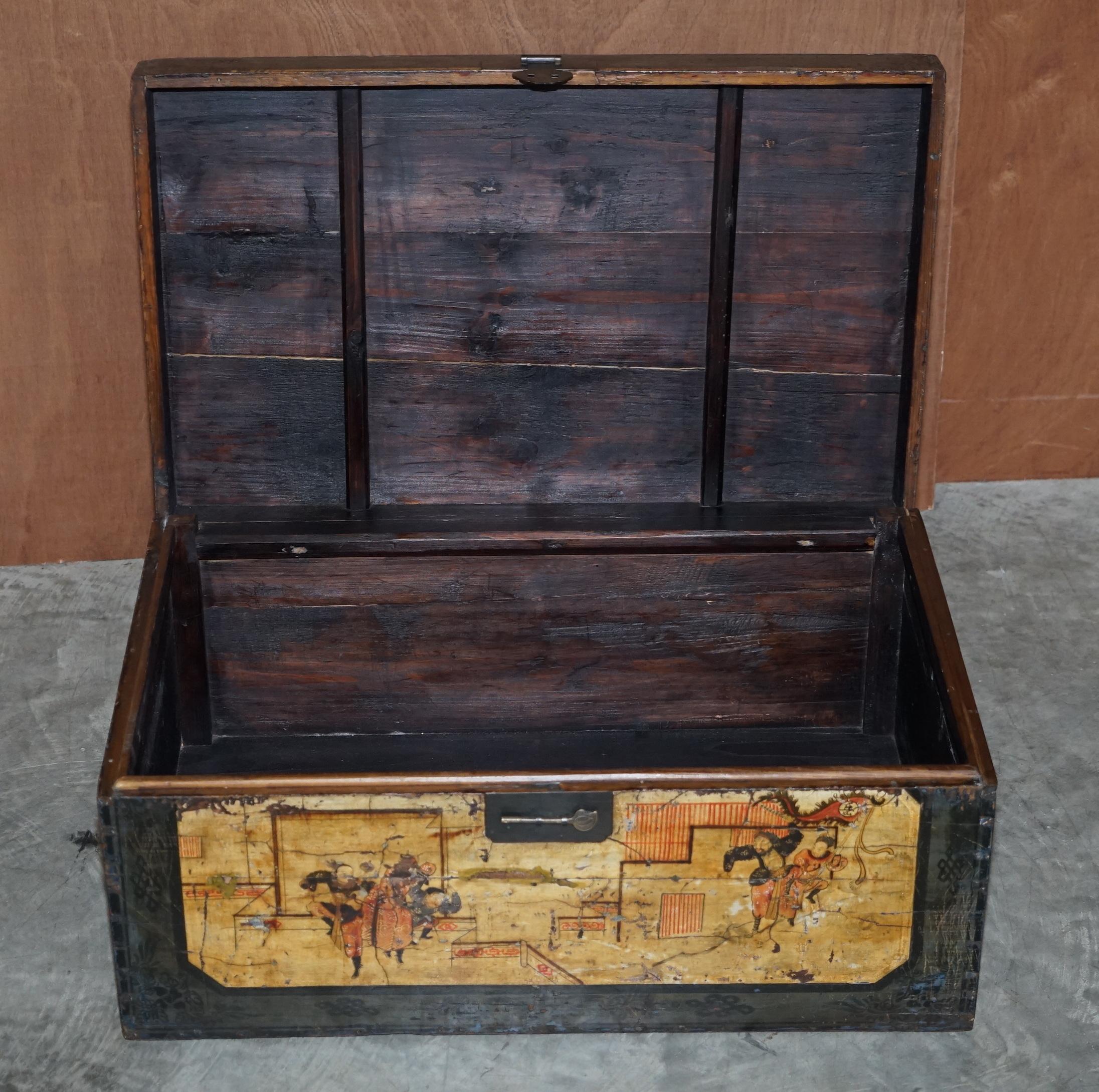 Vintage Oriental Hand Painted Trunk or Chest Depicting Immortals and Buildings For Sale 4