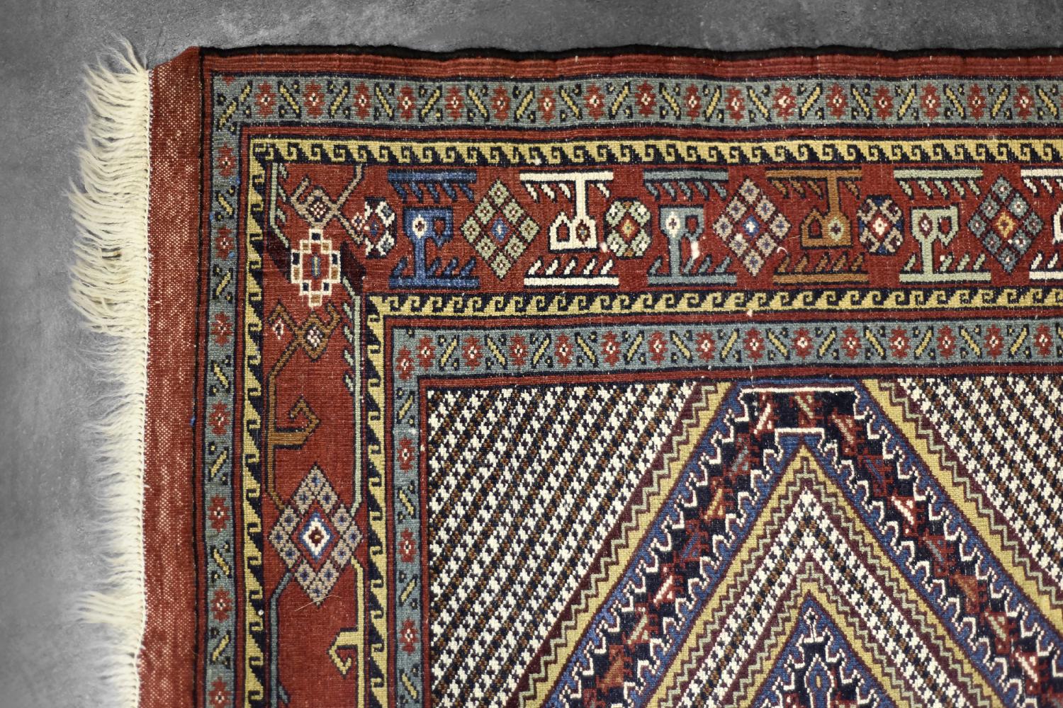 Vintage Oriental Hand-Woven Shiraz Rug, 1960s For Sale 10
