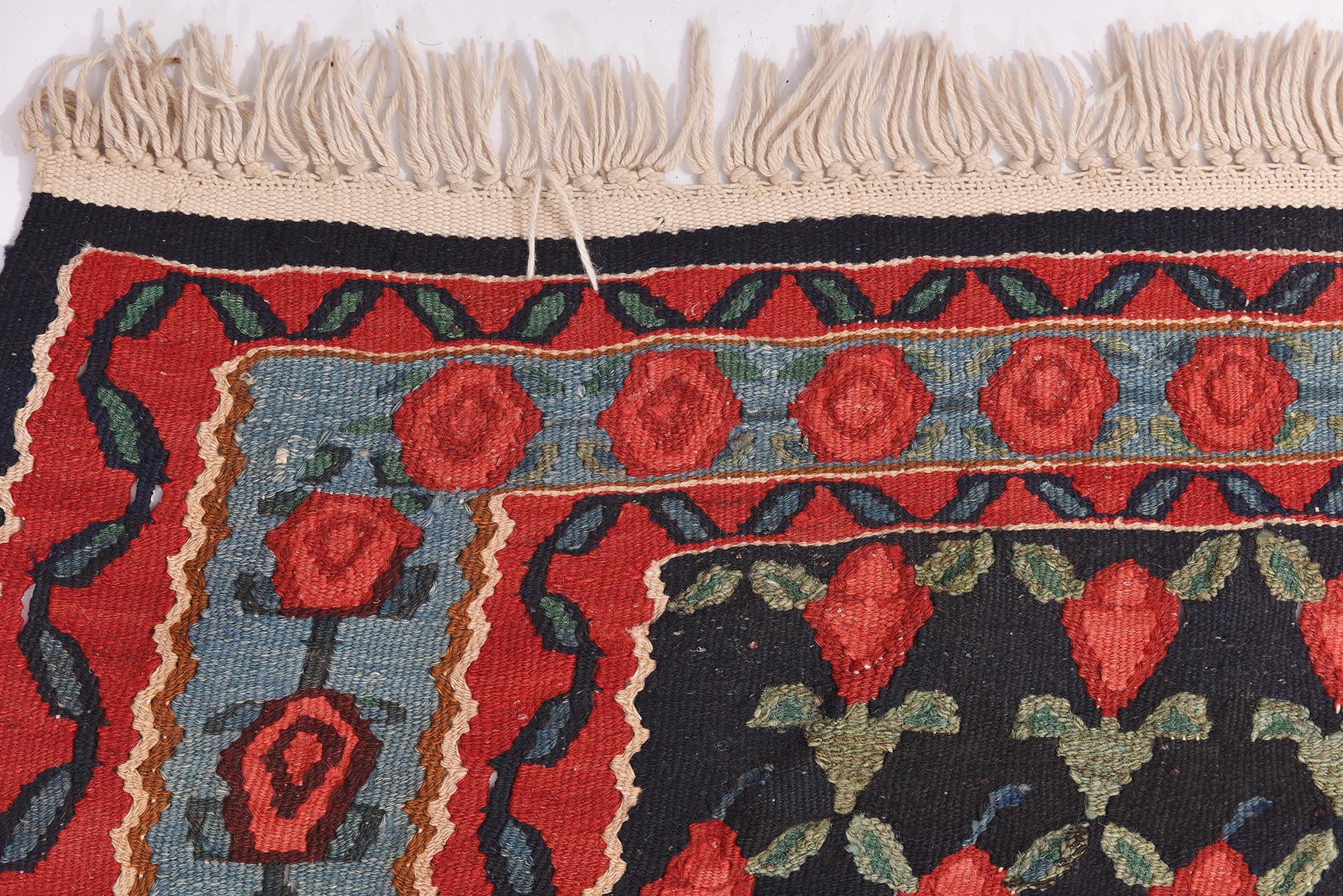 Mid-20th Century Vintage Oriental Kilim with Roses For Sale