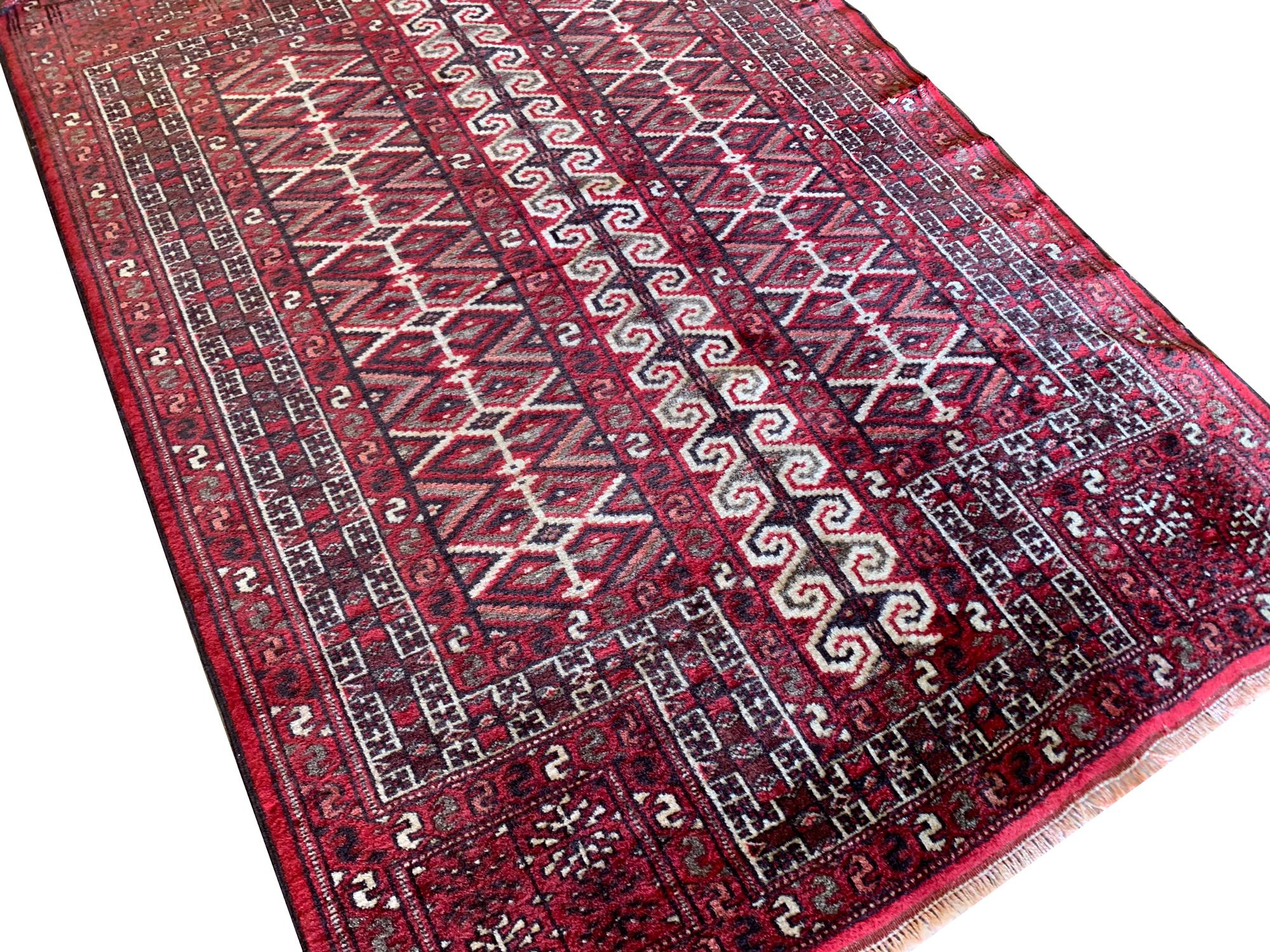 Vintage Oriental Living Room Rug Handmade Carpet Turkman Yamut Tree of life CHR1 In Excellent Condition For Sale In Wembley, GB
