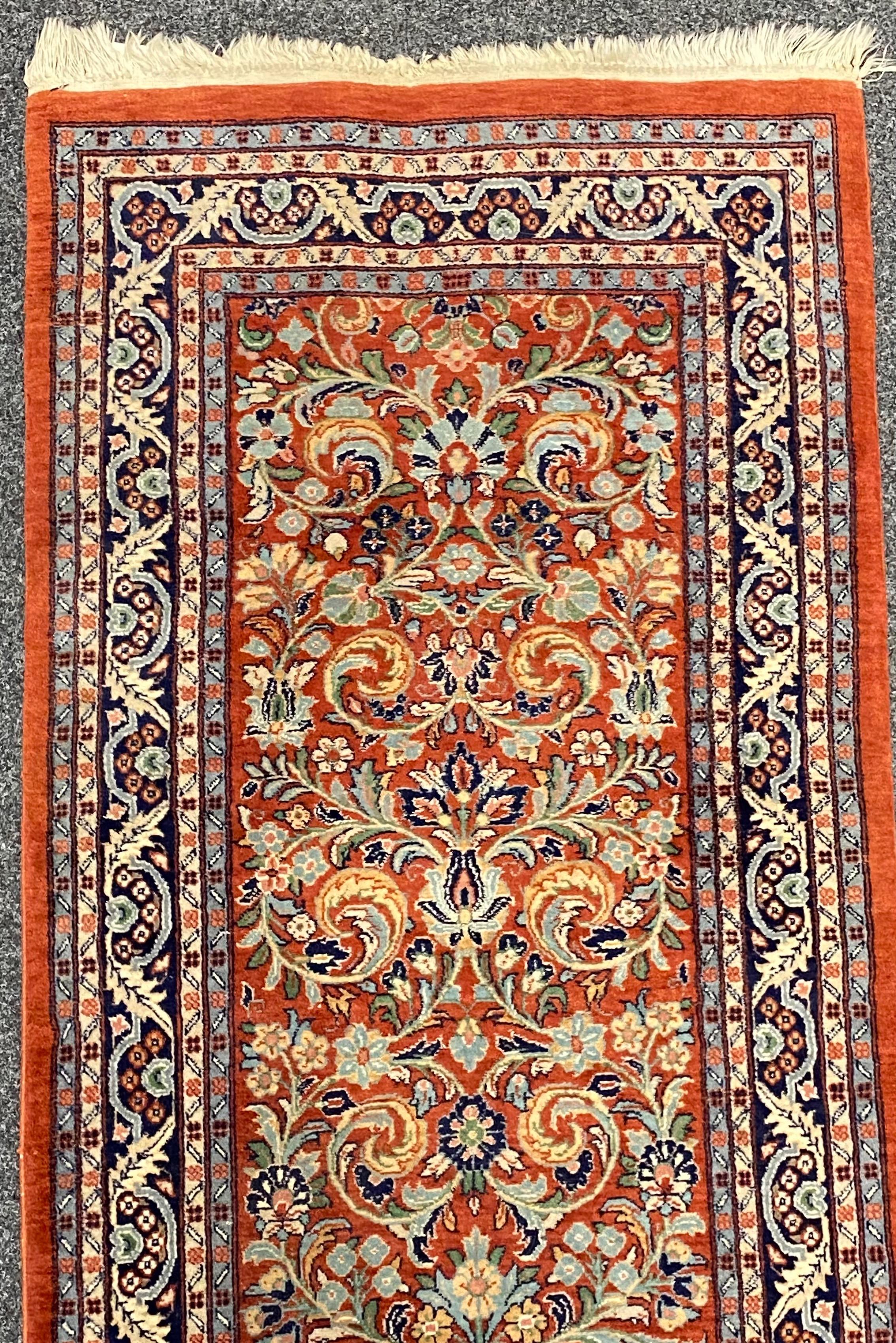 Vintage Oriental Pakistani Wool Rug Runner Red with Floral Ornaments In Good Condition In Nuernberg, DE