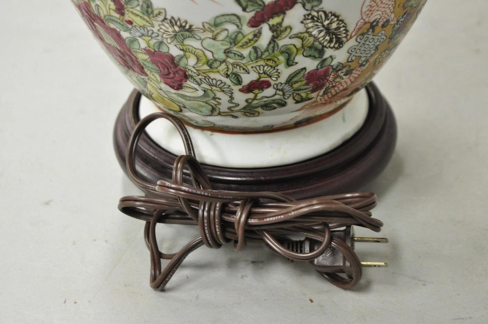 Vintage Oriental Porcelain Chinese Ginger Jar Vase Brass Chinoiserie Table Lamp For Sale 5