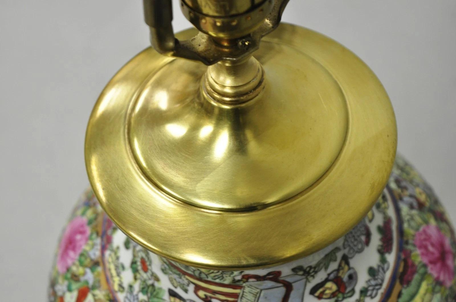 Vintage Oriental Porcelain Chinese Ginger Jar Vase Brass Chinoiserie Table Lamp For Sale 3