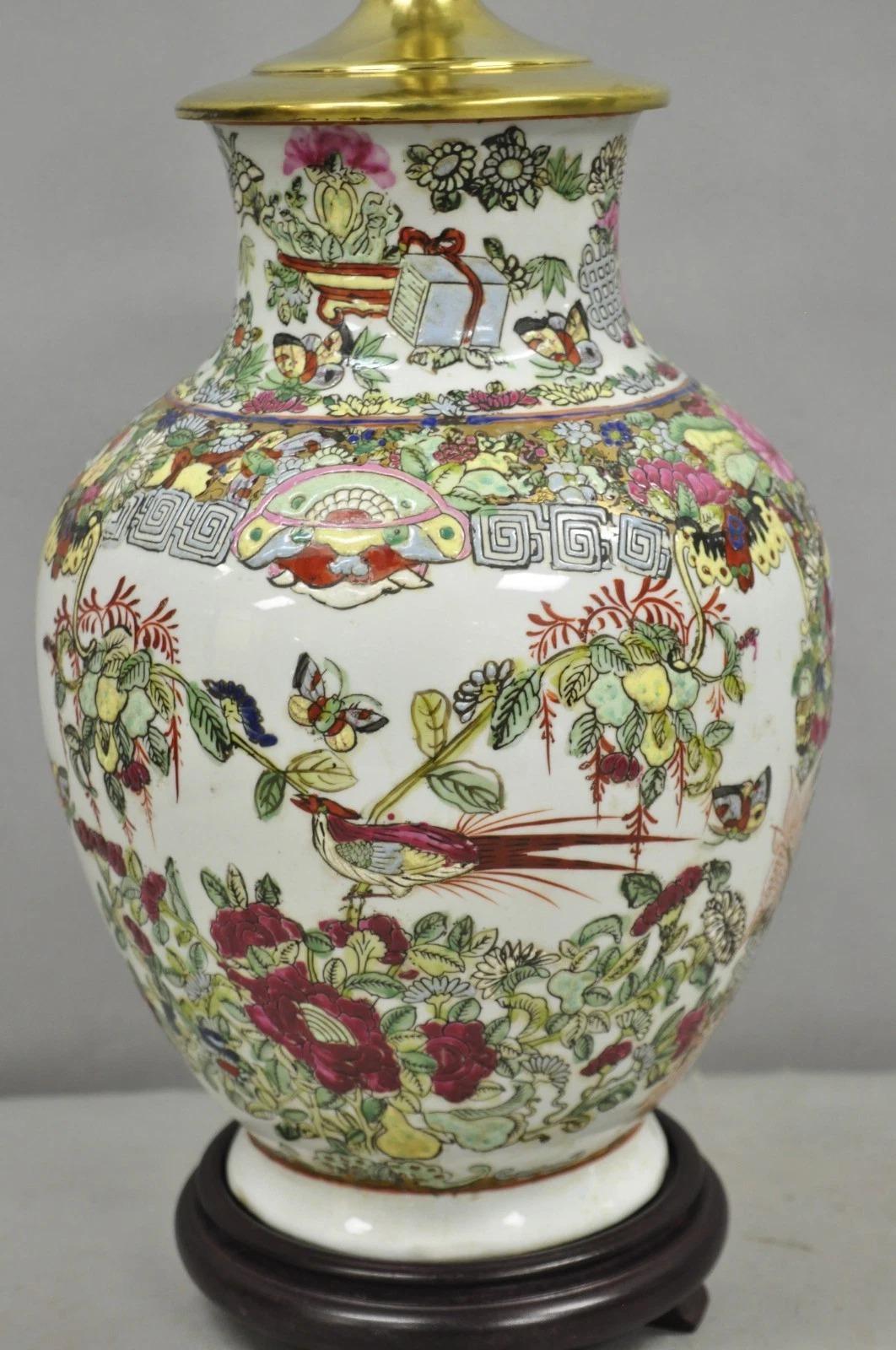 Vintage Oriental Porcelain Chinese Ginger Jar Vase Brass Chinoiserie Table Lamp For Sale 4