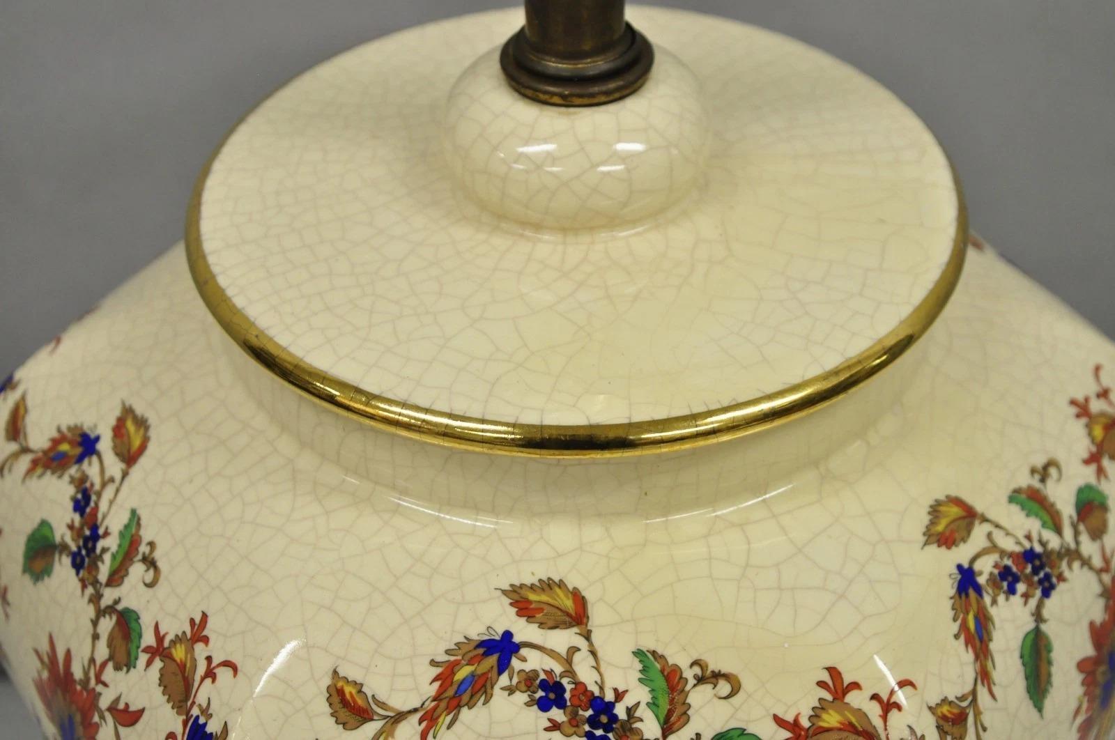 XX secolo Lampada da tavolo orientale in porcellana esagonale con fiori decorati e barattolo di zenzero in vendita