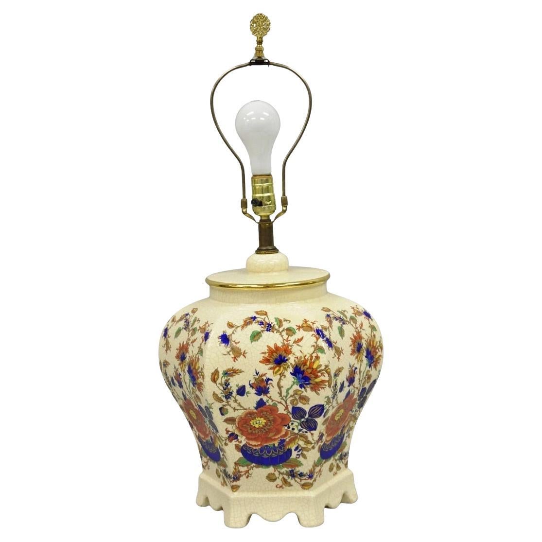 Lampe de table vintage à pot de gingembre en porcelaine orientale décorée de fleurs hexagonales