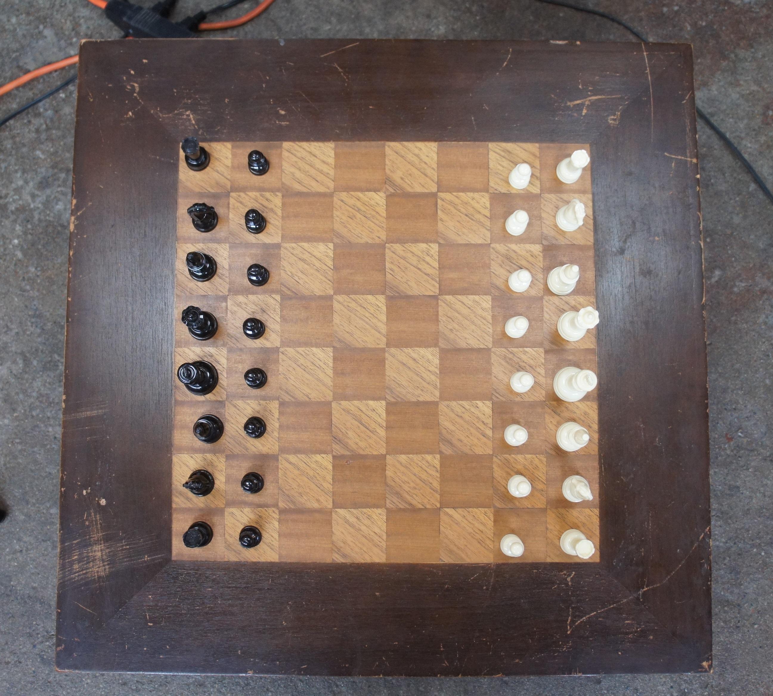 Vintage Oriental Woodcraft Taiwan Ming Chess Checker Table Top Game Board In Good Condition In Dayton, OH